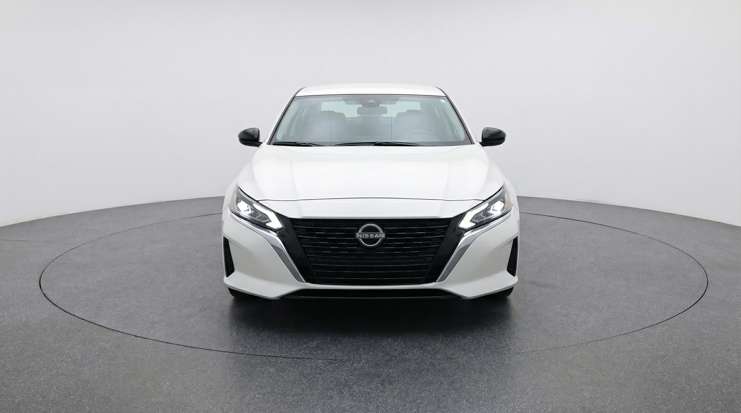 Thumbnail: 2025 Nissan Altima - 2