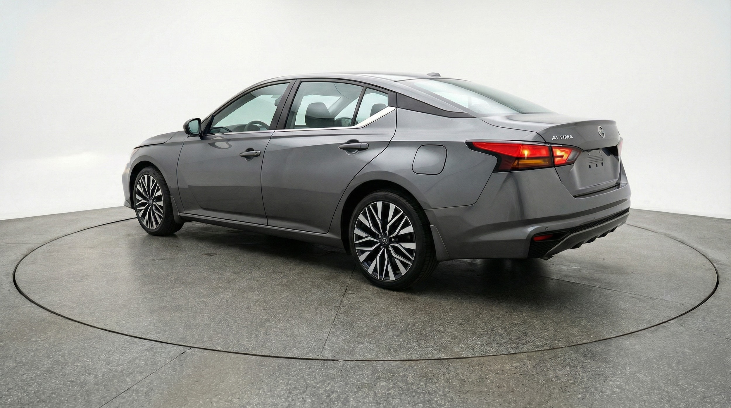 Thumbnail: 2025 Nissan Altima - 5