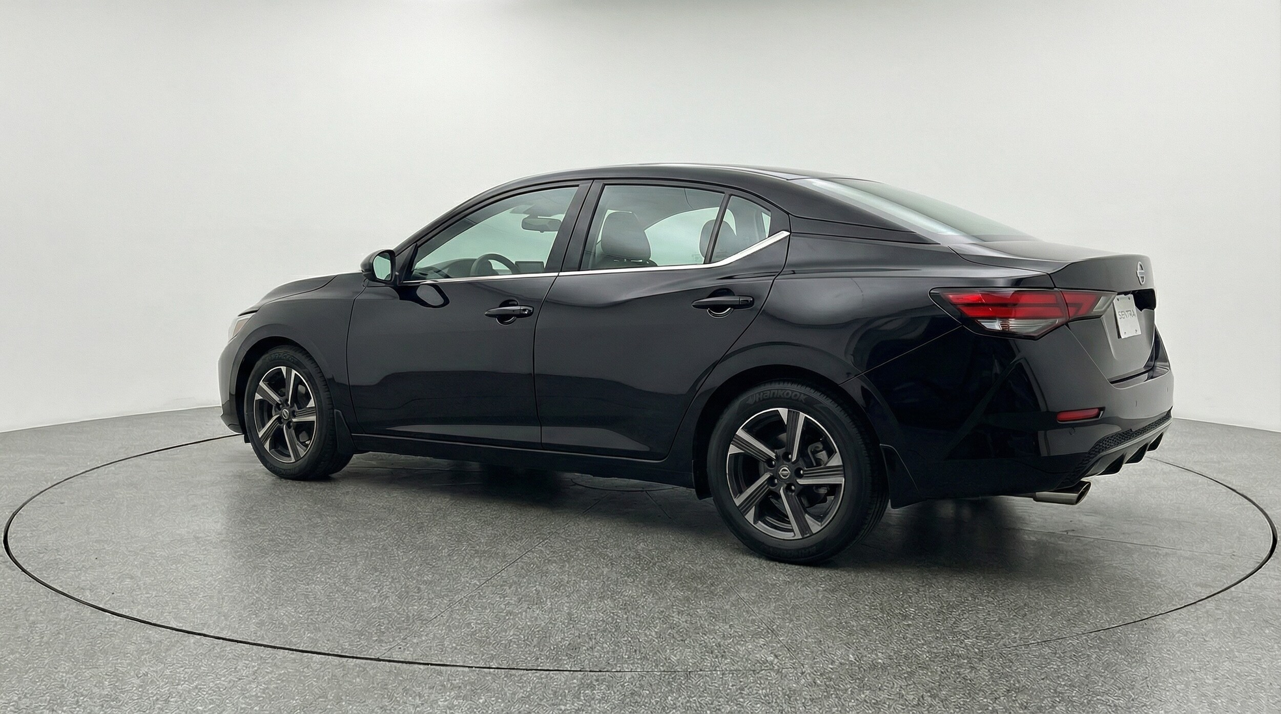 Thumbnail: 2025 Nissan Sentra - 5