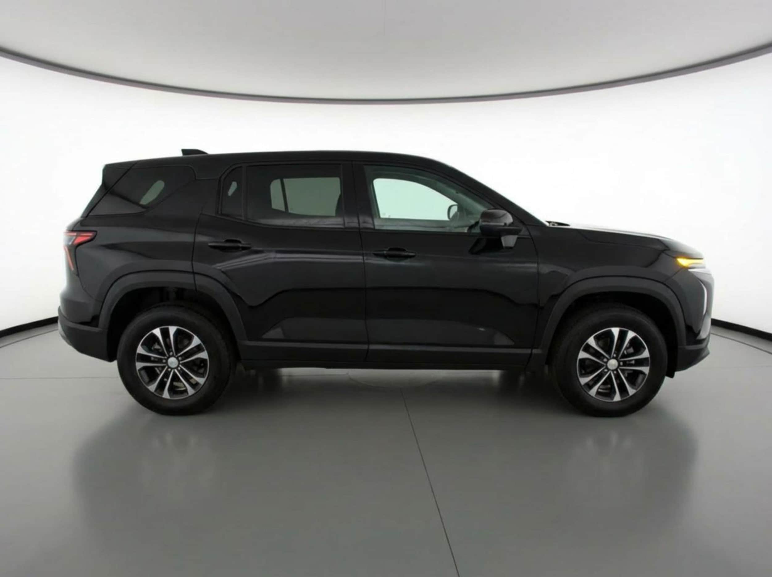 Thumbnail: 2025 Chevrolet Equinox - 8