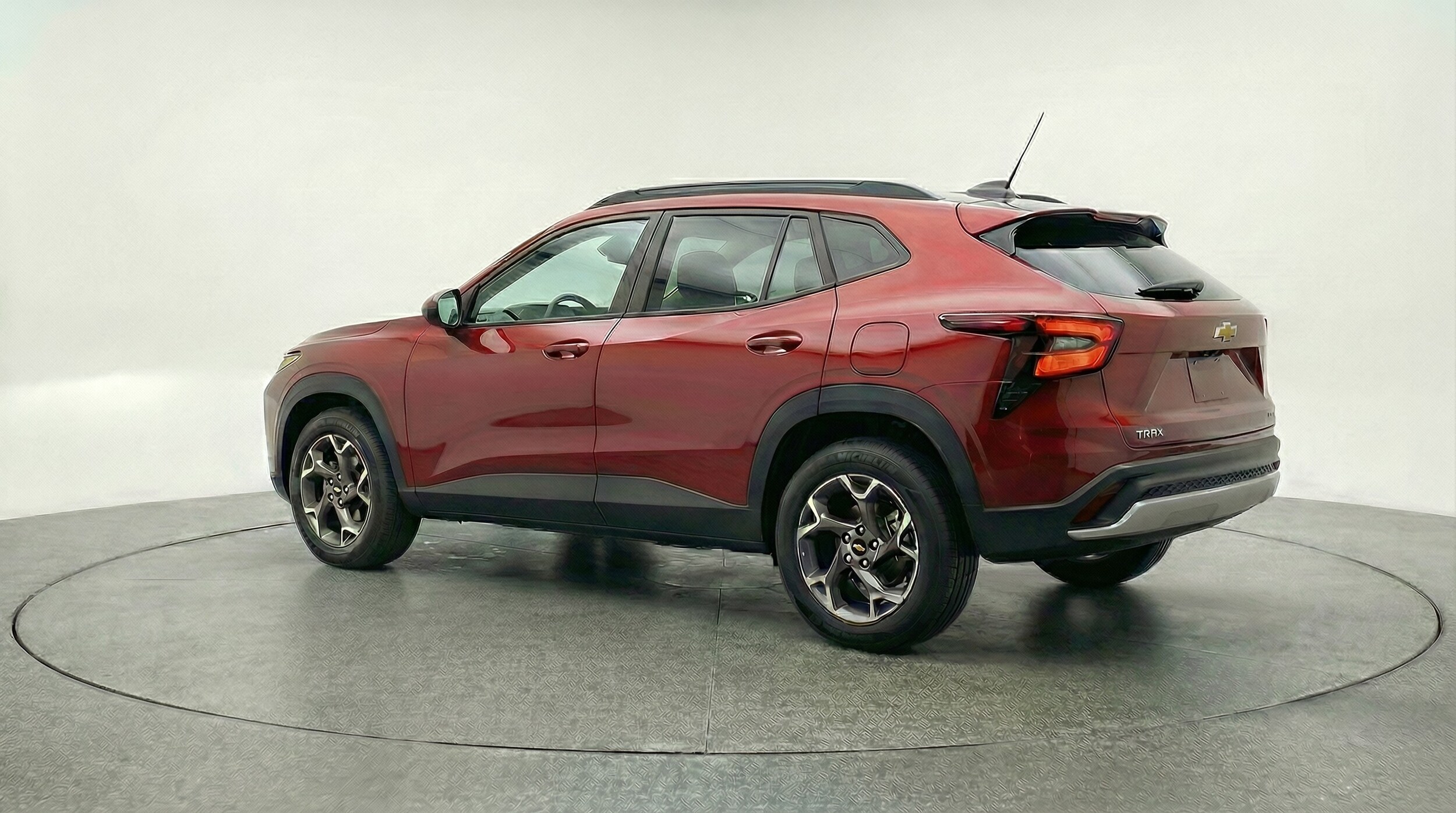 Thumbnail: 2025 Chevrolet Trax - 5