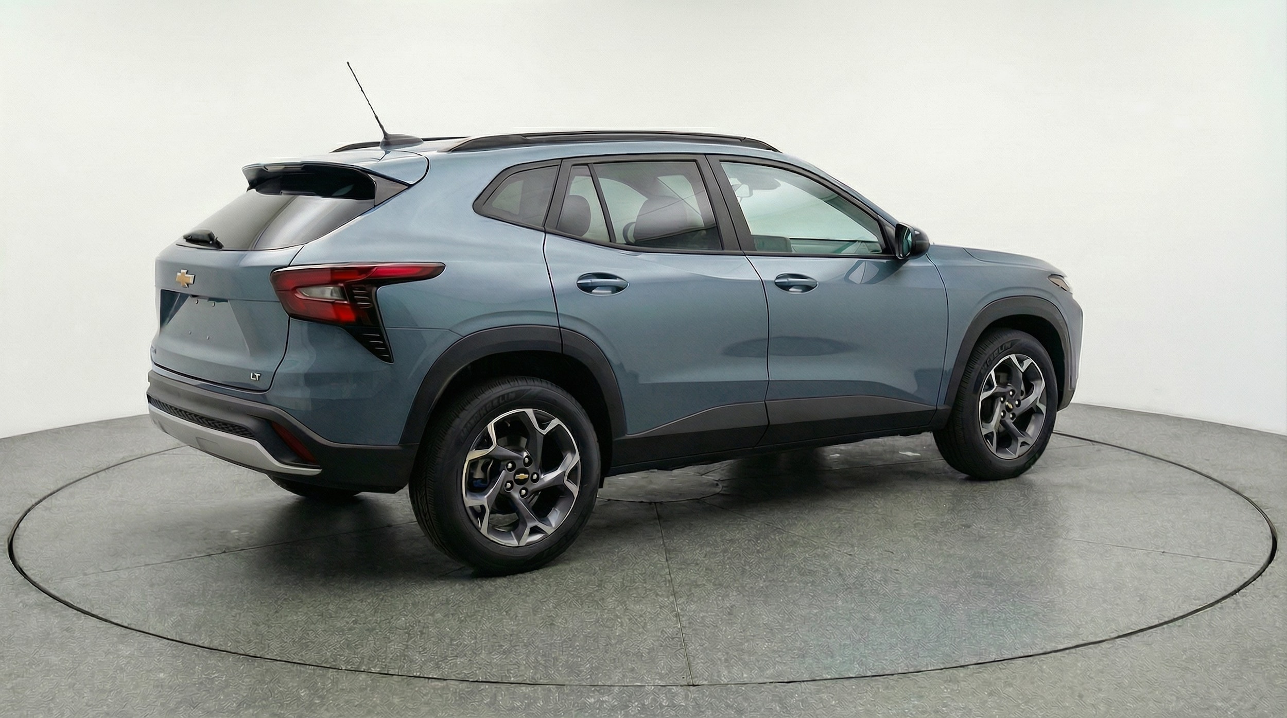 Thumbnail: 2025 Chevrolet Trax - 7