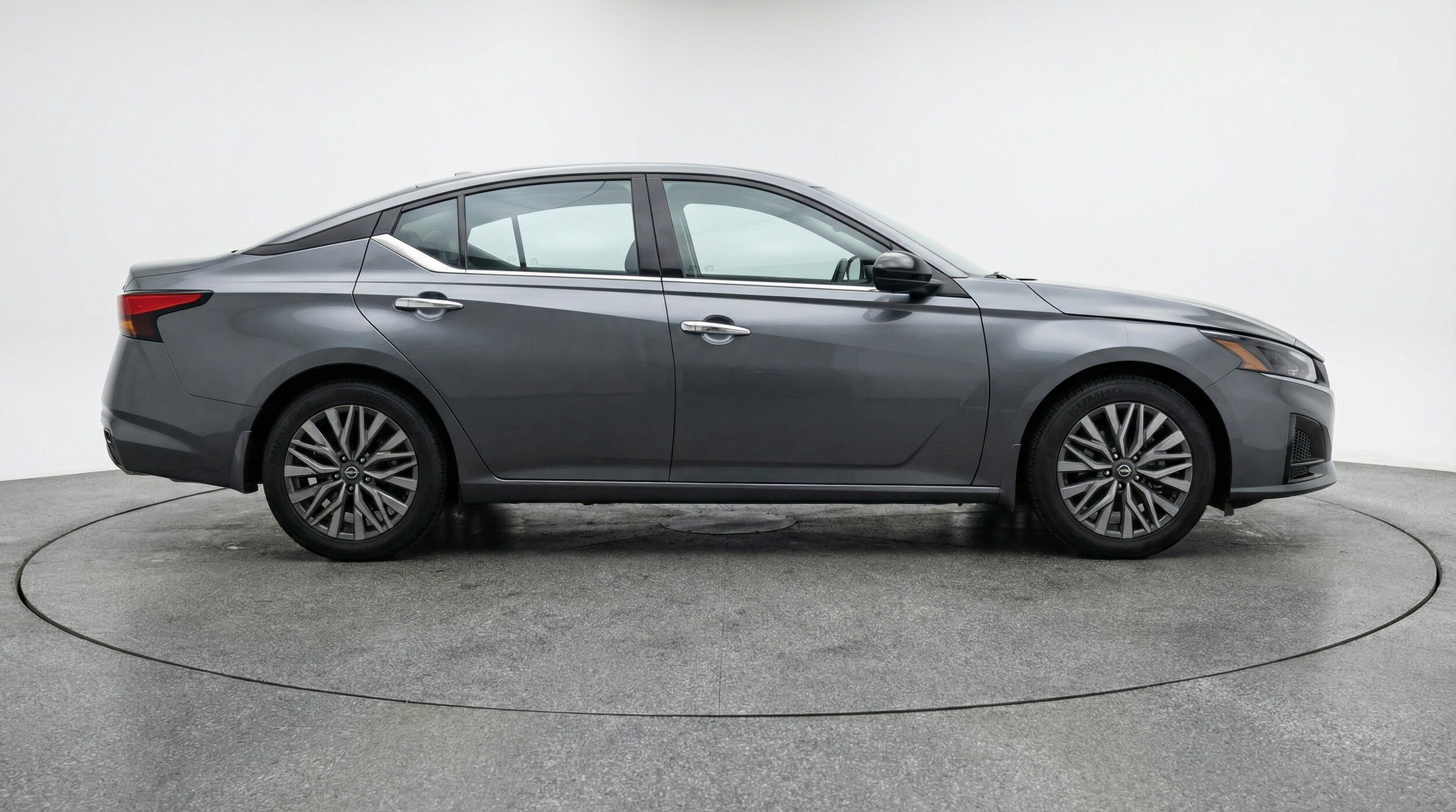 Thumbnail: 2025 Nissan Altima - 8