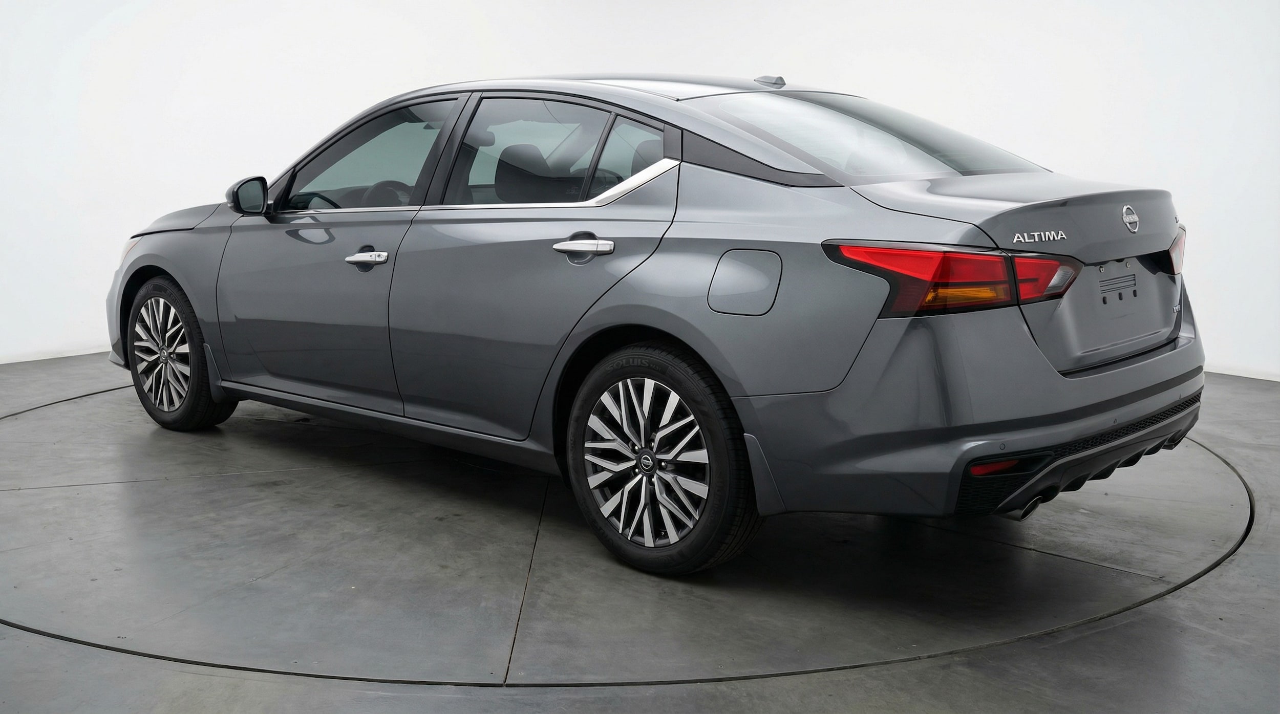 Thumbnail: 2025 Nissan Altima - 5