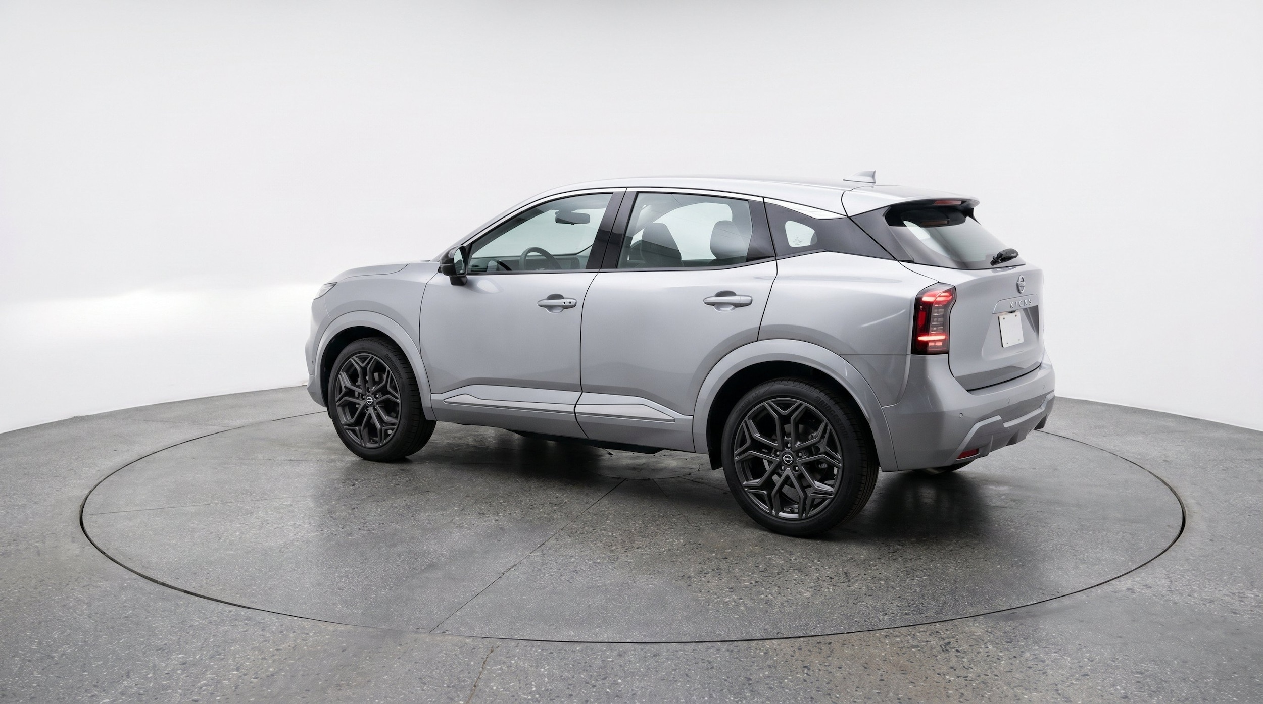 Thumbnail: 2026 Nissan Kicks - 6