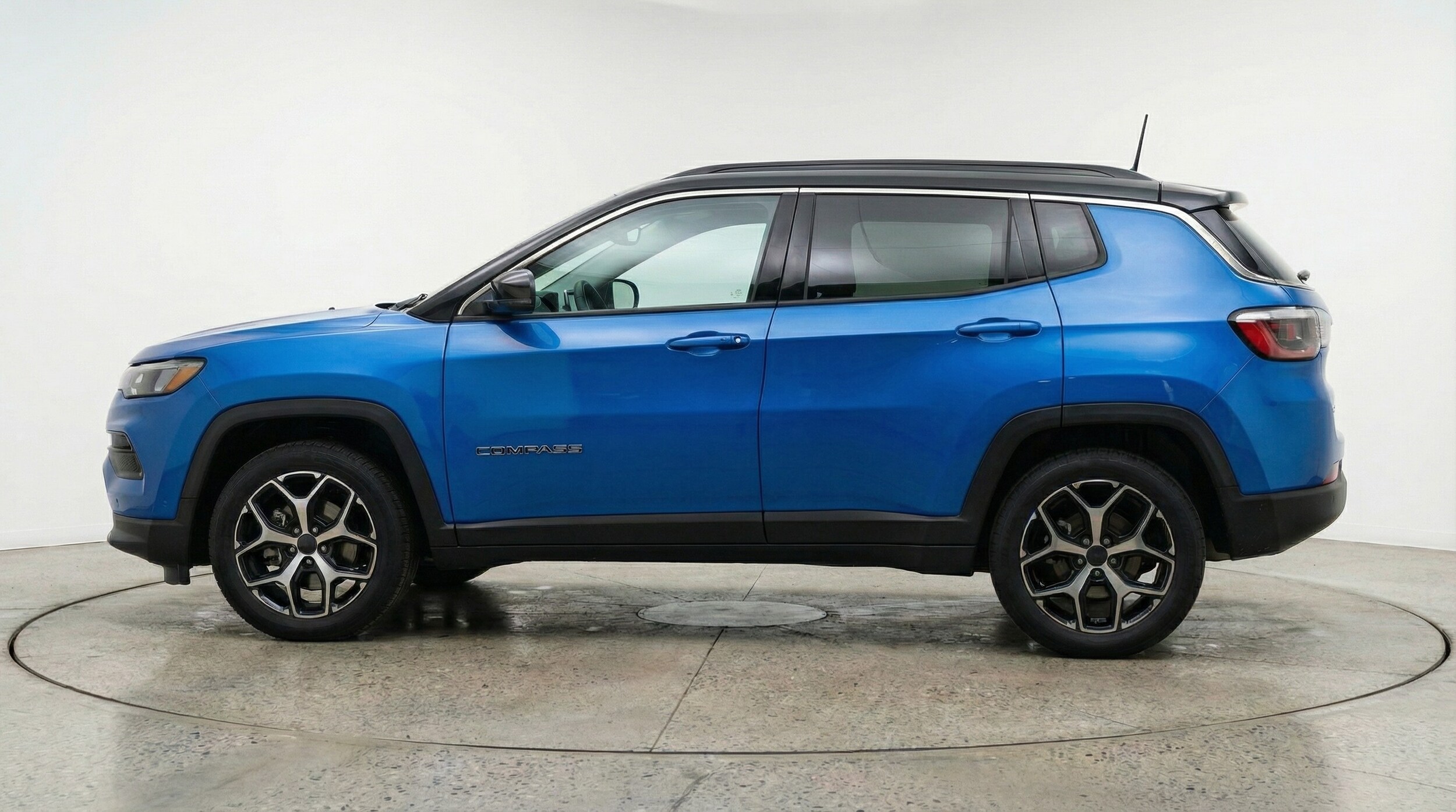 Thumbnail: 2025 Jeep Compass - 4