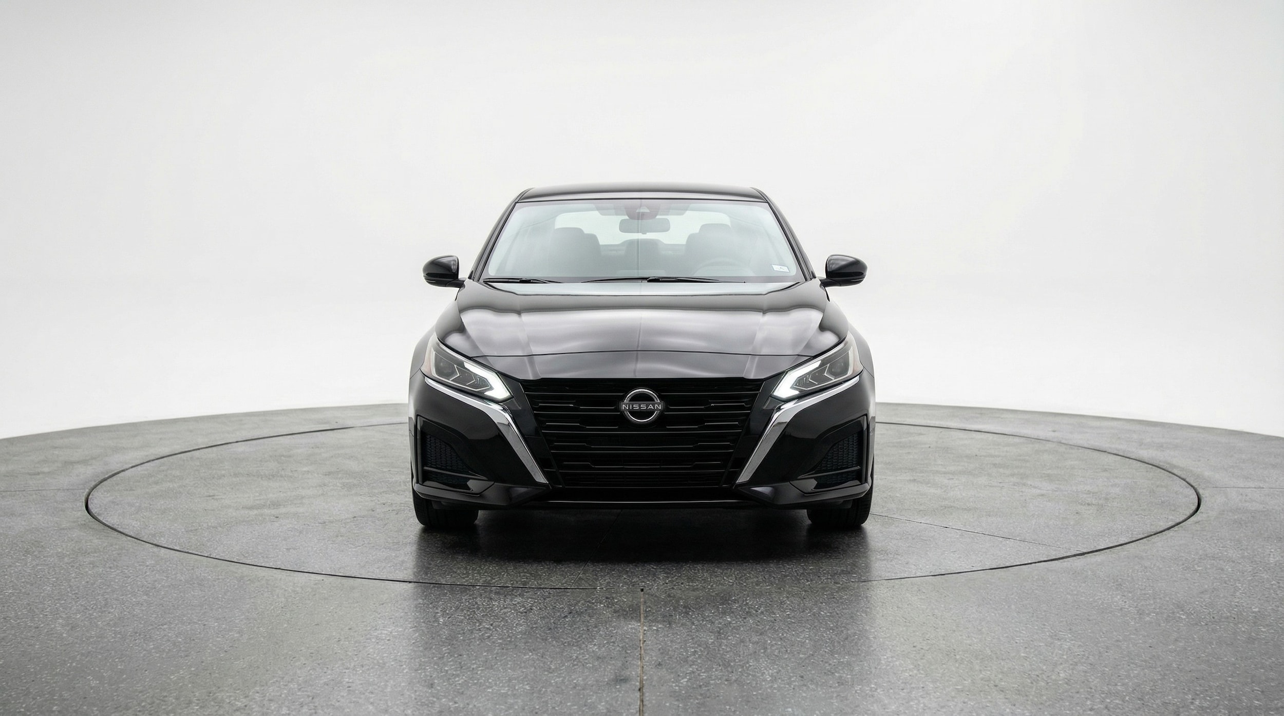 Thumbnail: 2025 Nissan Altima - 2