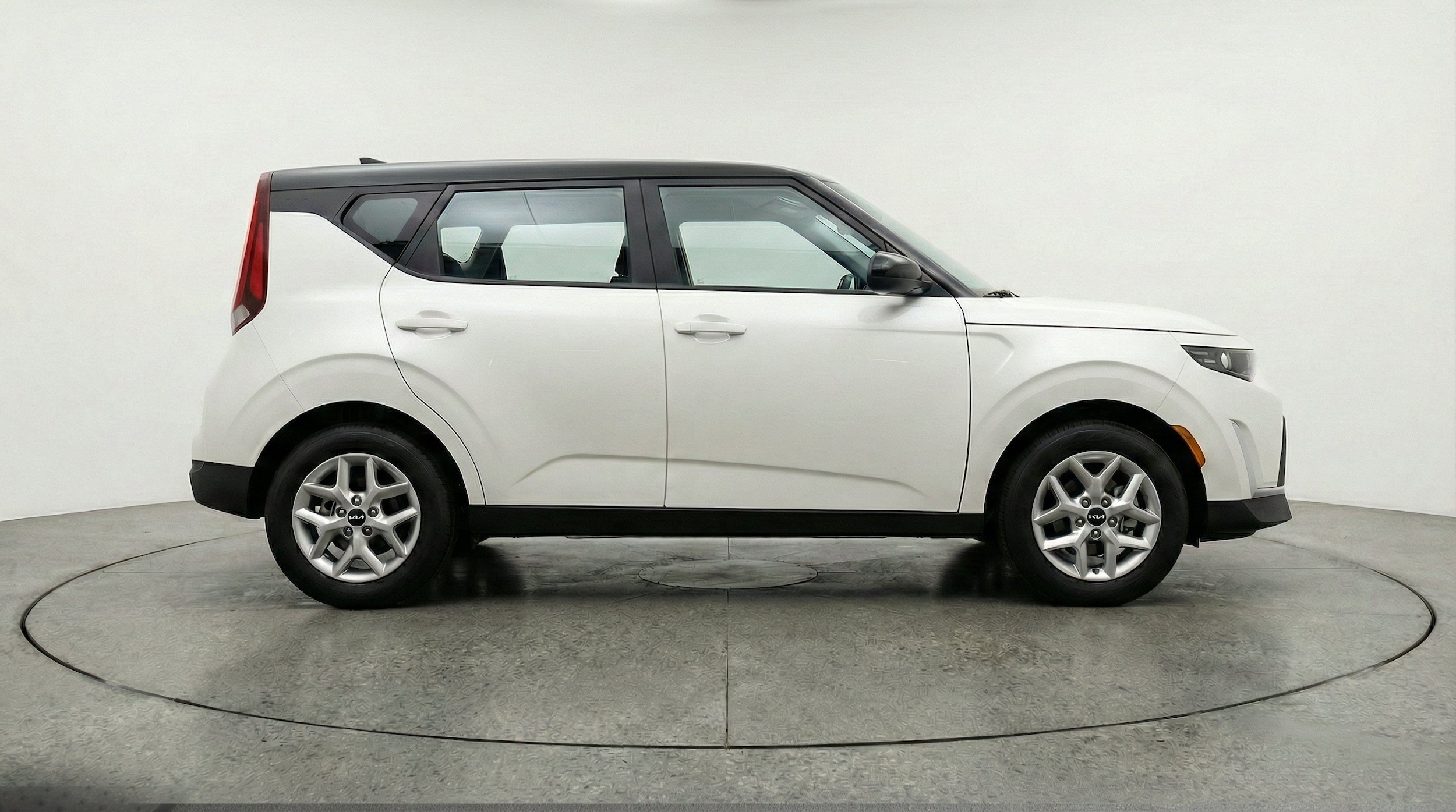 Thumbnail: 2025 Kia Soul - 11