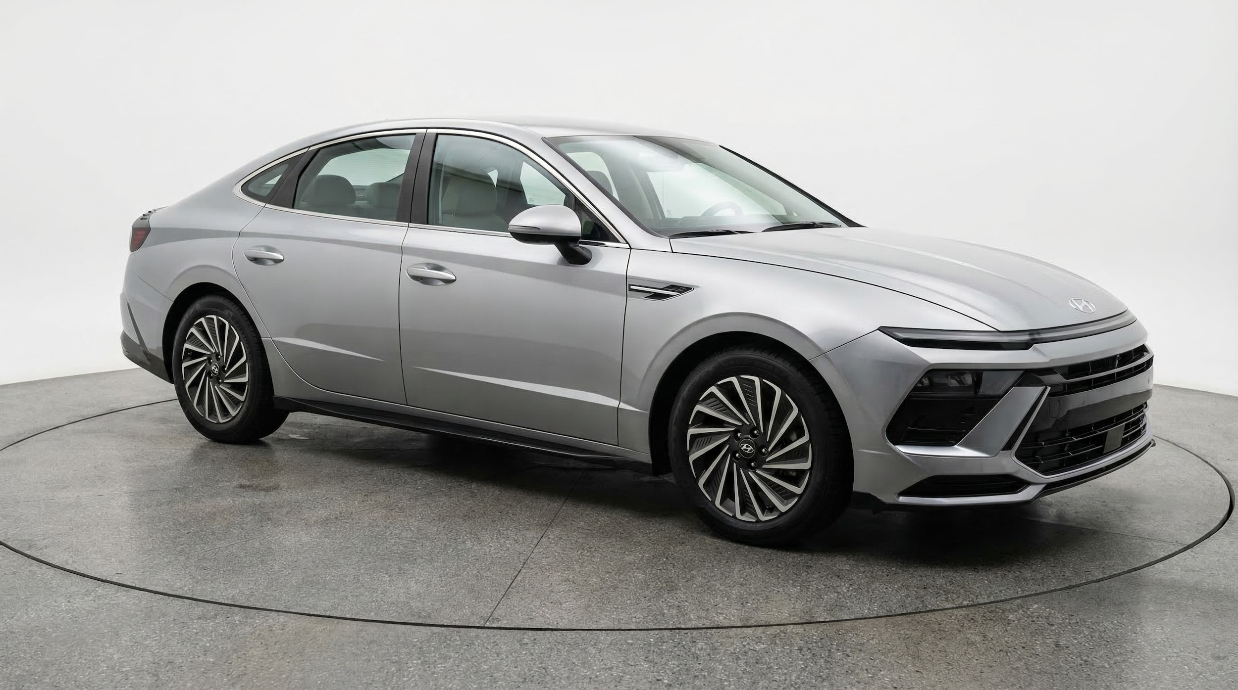 Thumbnail: 2025 Hyundai Sonata - 1