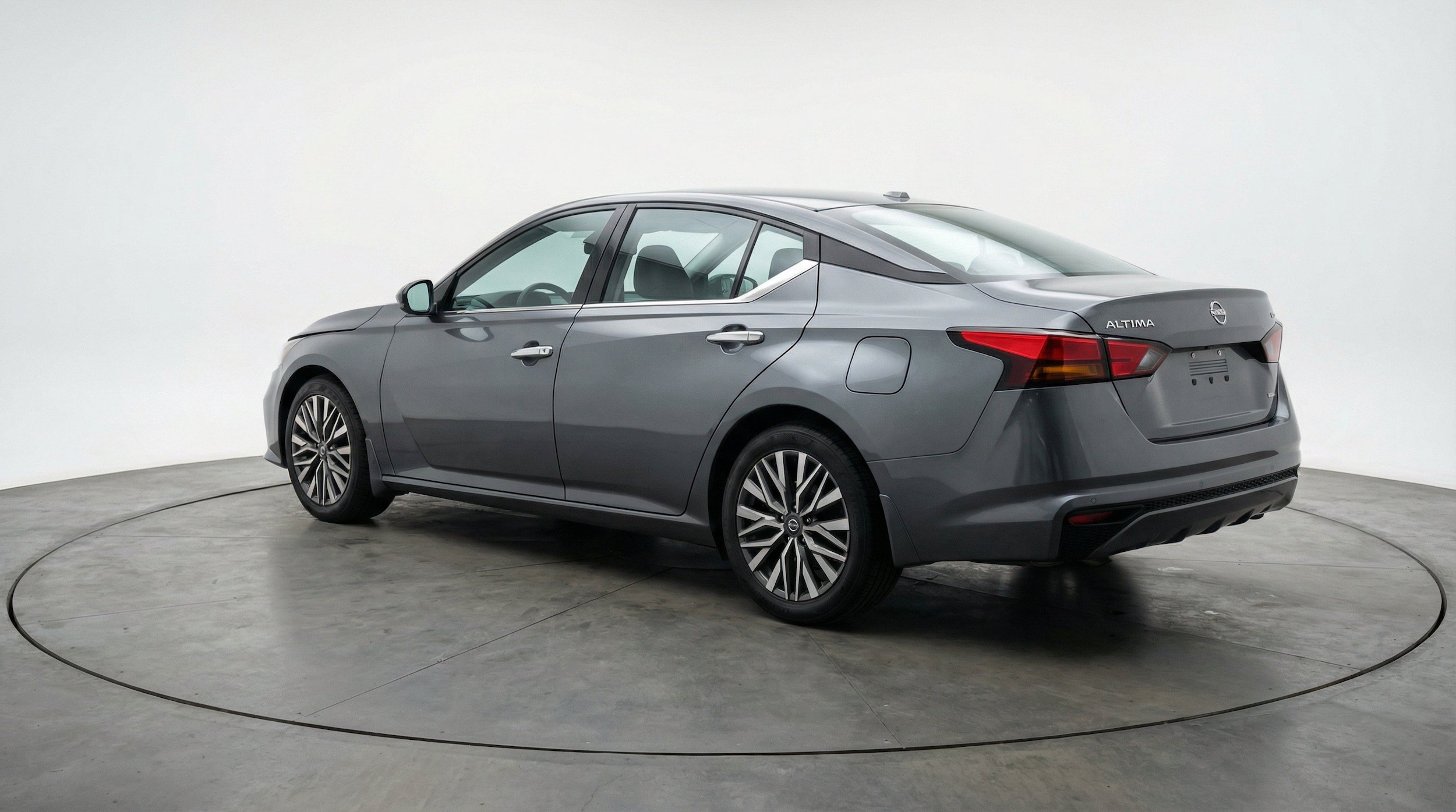 Thumbnail: 2025 Nissan Altima - 6