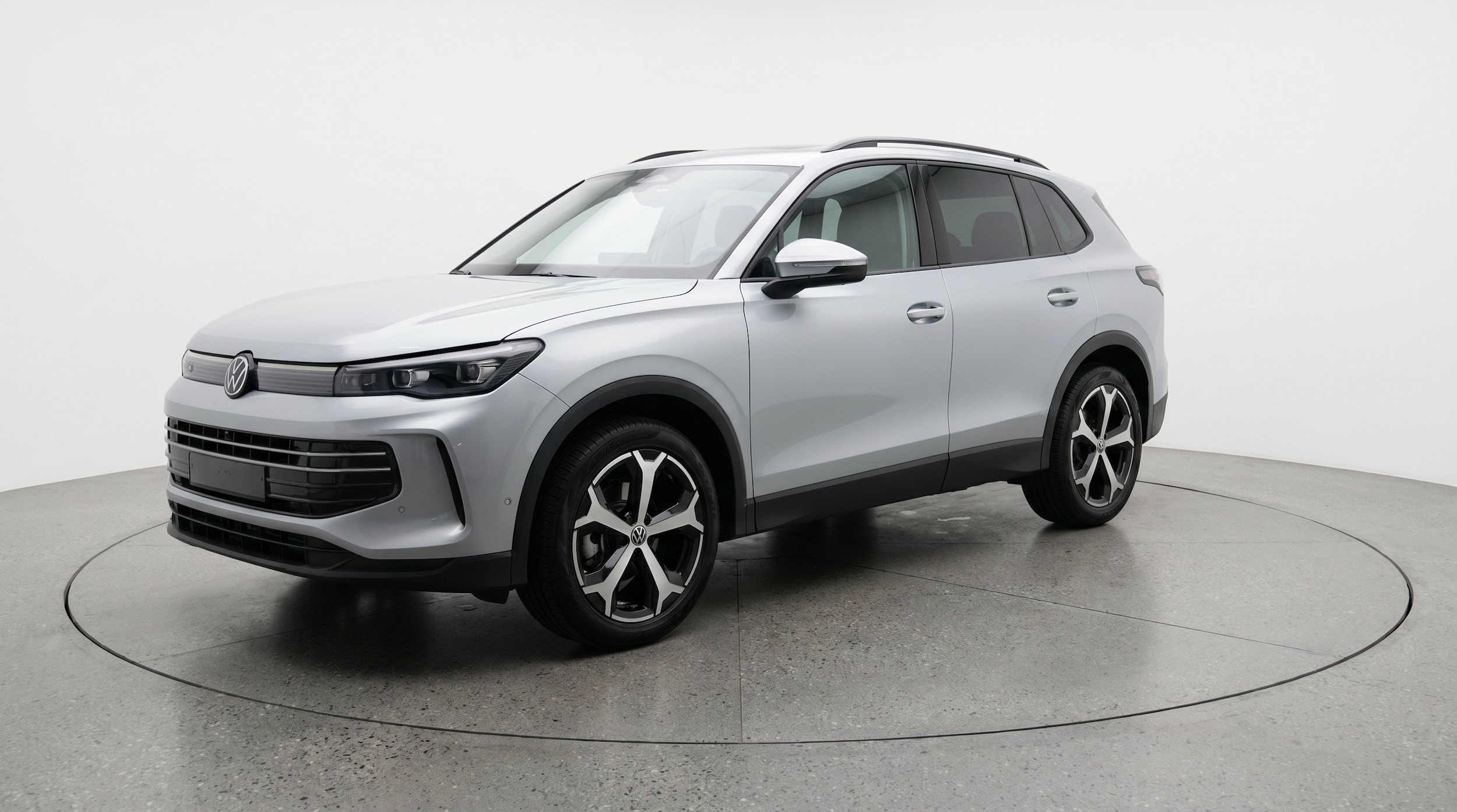 Thumbnail: 2026 Volkswagen Tiguan - 3