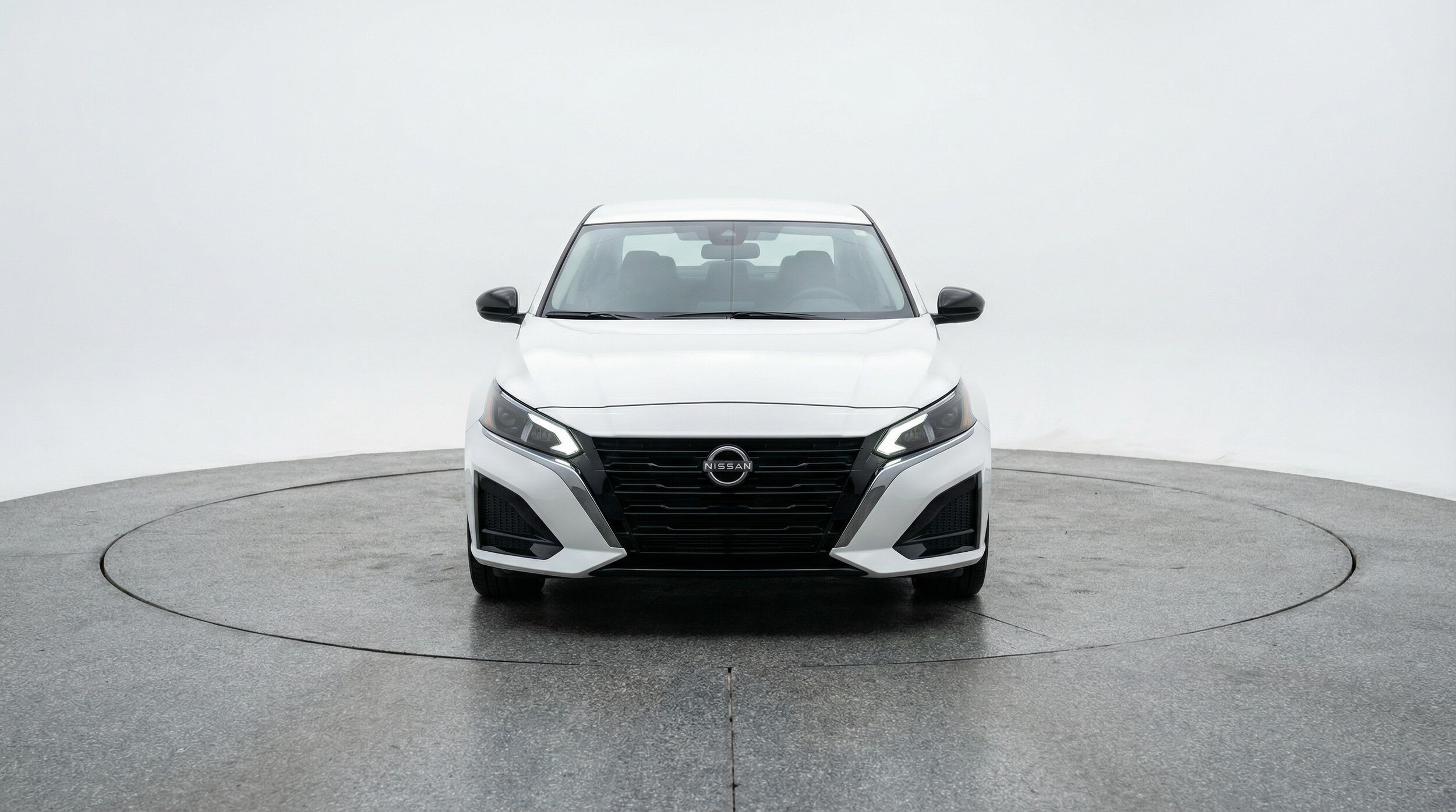 Thumbnail: 2025 Nissan Altima - 2