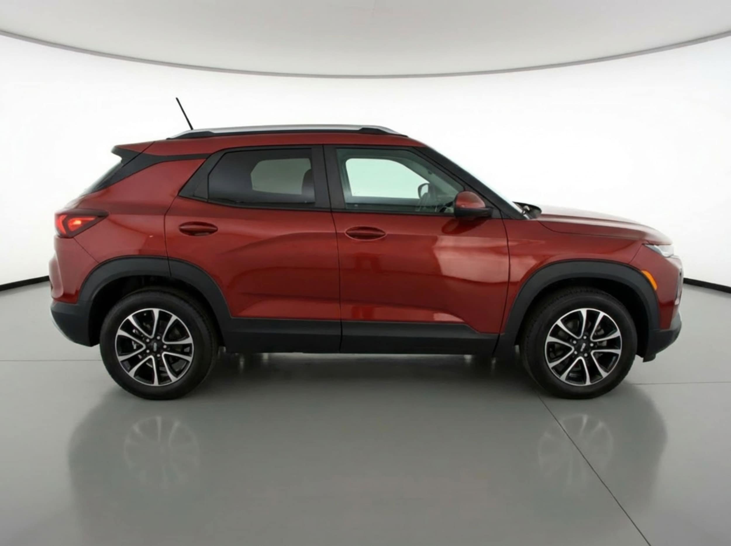 Thumbnail: 2025 Chevrolet TrailBlazer - 8