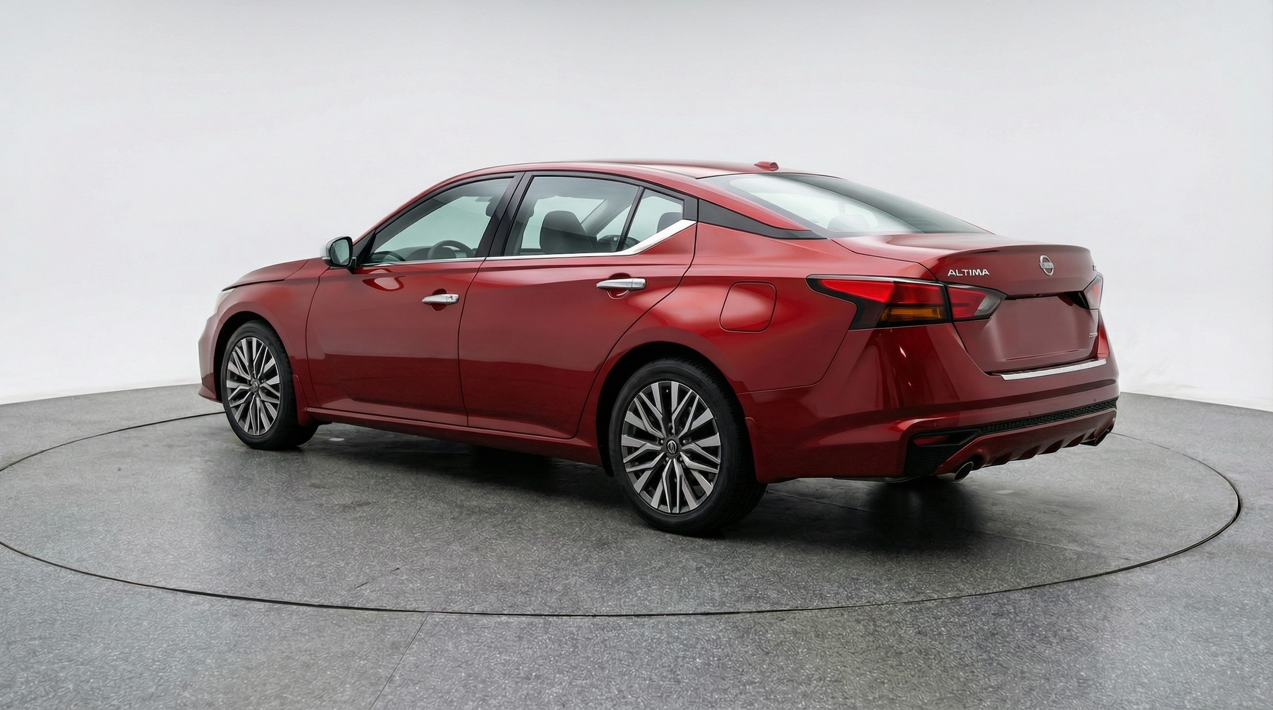 Thumbnail: 2025 Nissan Altima - 5