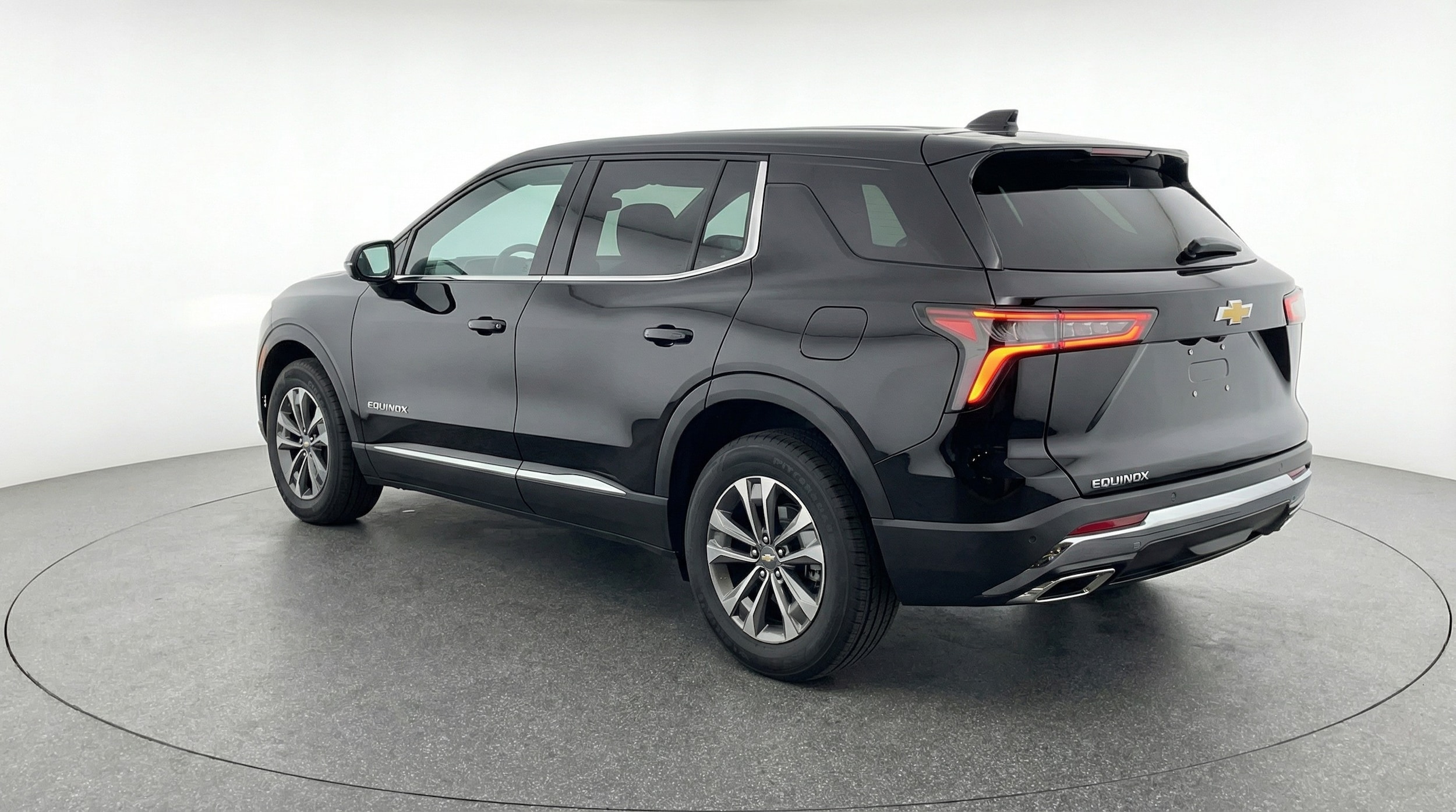 Thumbnail: 2025 Chevrolet Equinox - 5