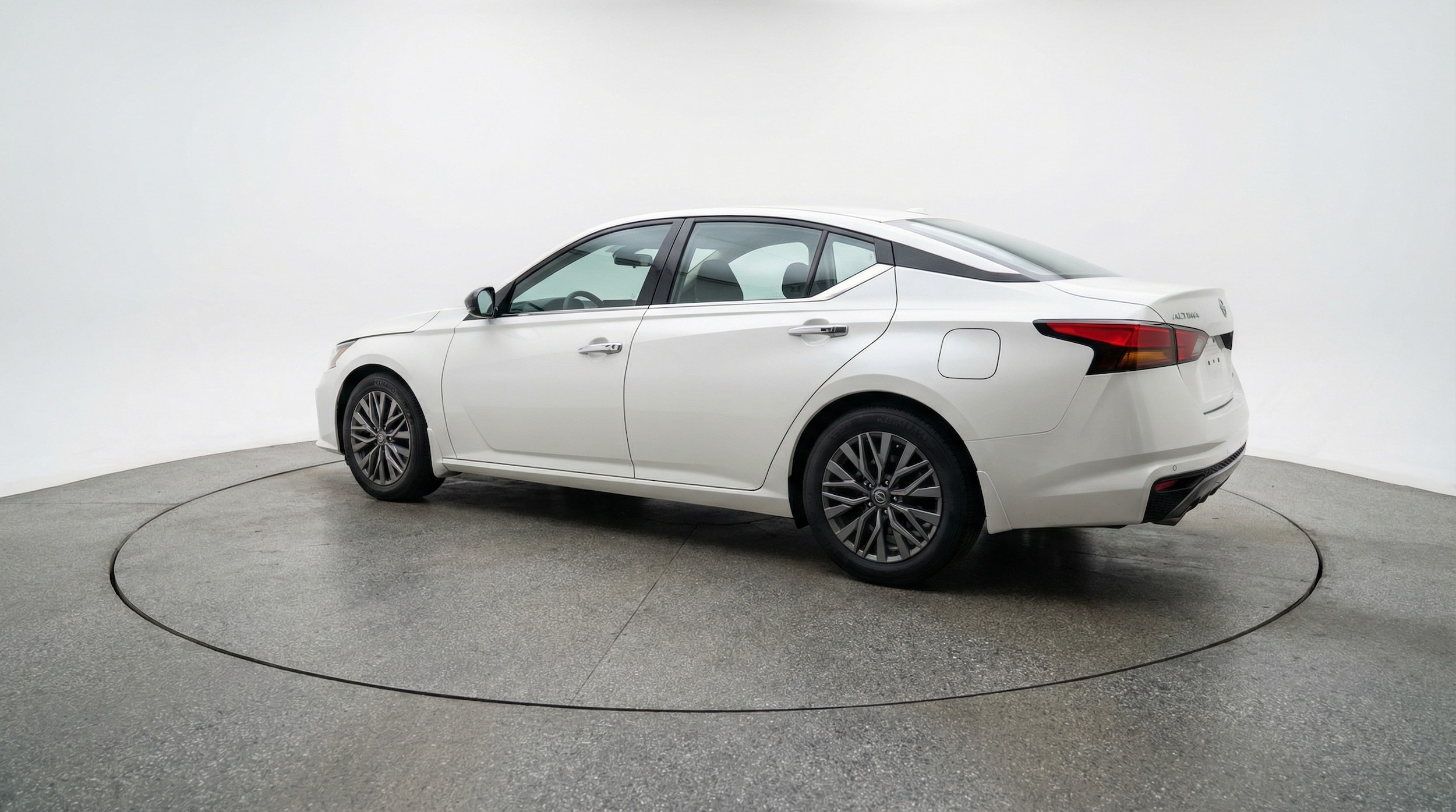 Thumbnail: 2025 Nissan Altima - 5