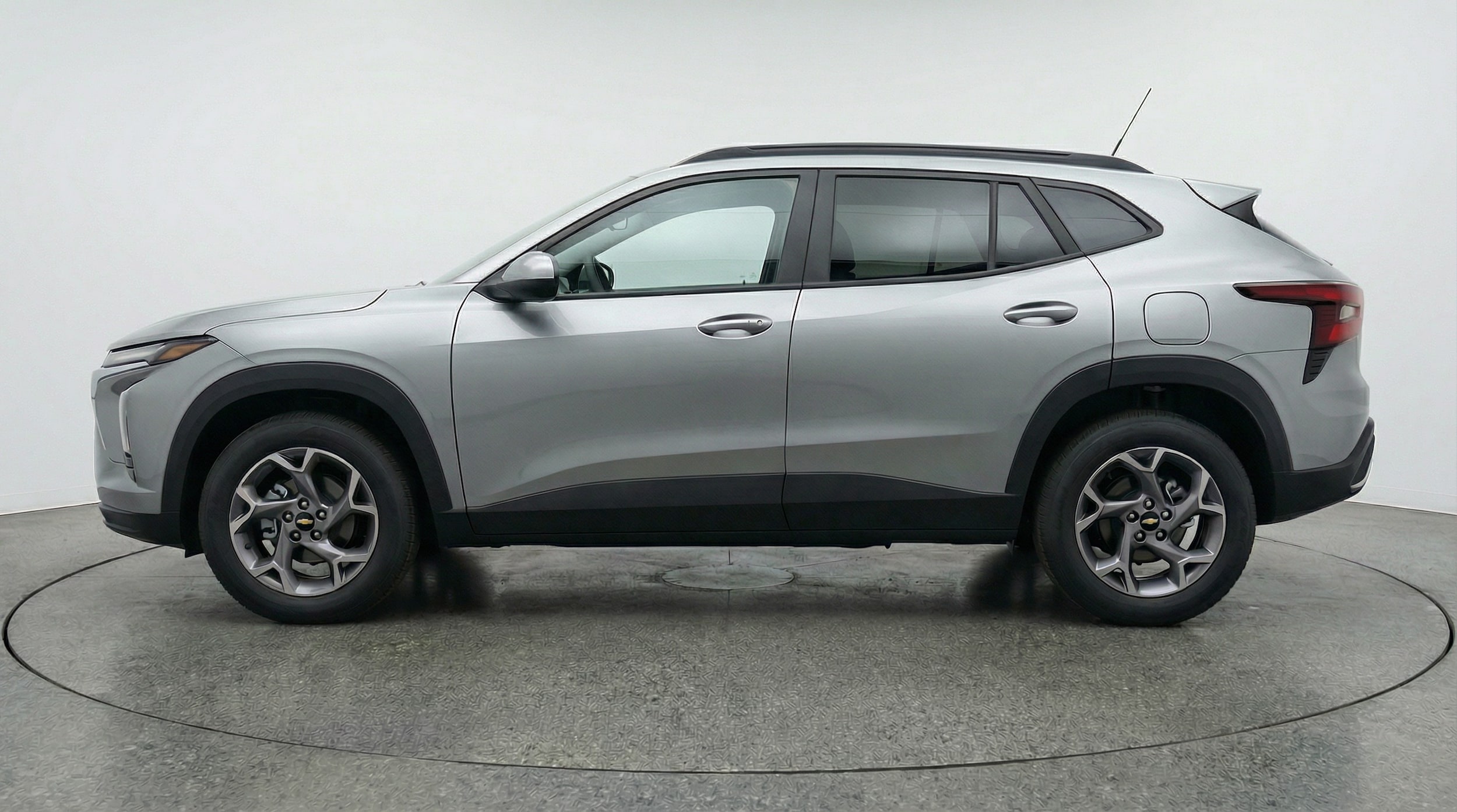 Thumbnail: 2025 Chevrolet Trax - 4