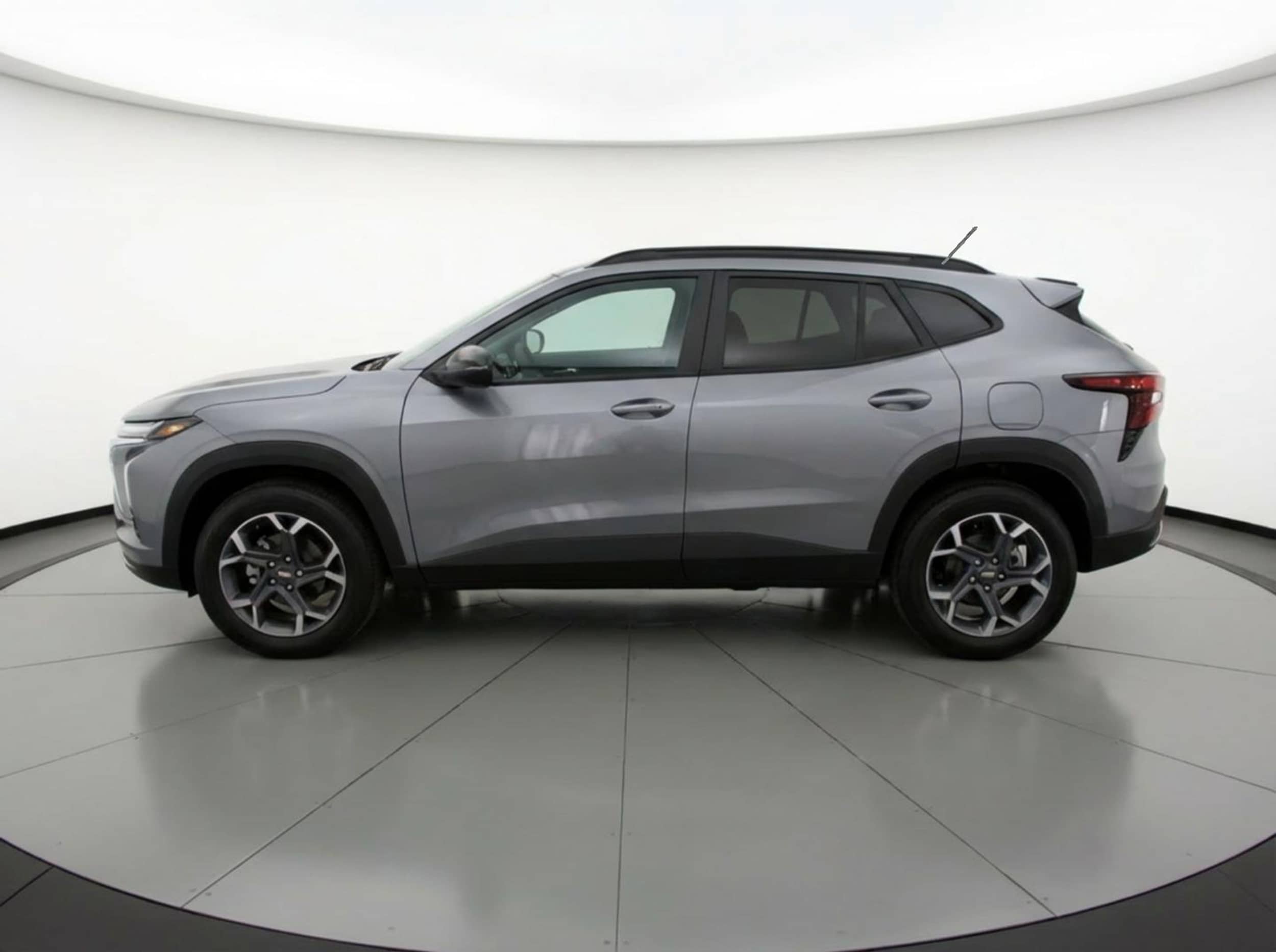 Thumbnail: 2025 Chevrolet Trax - 4