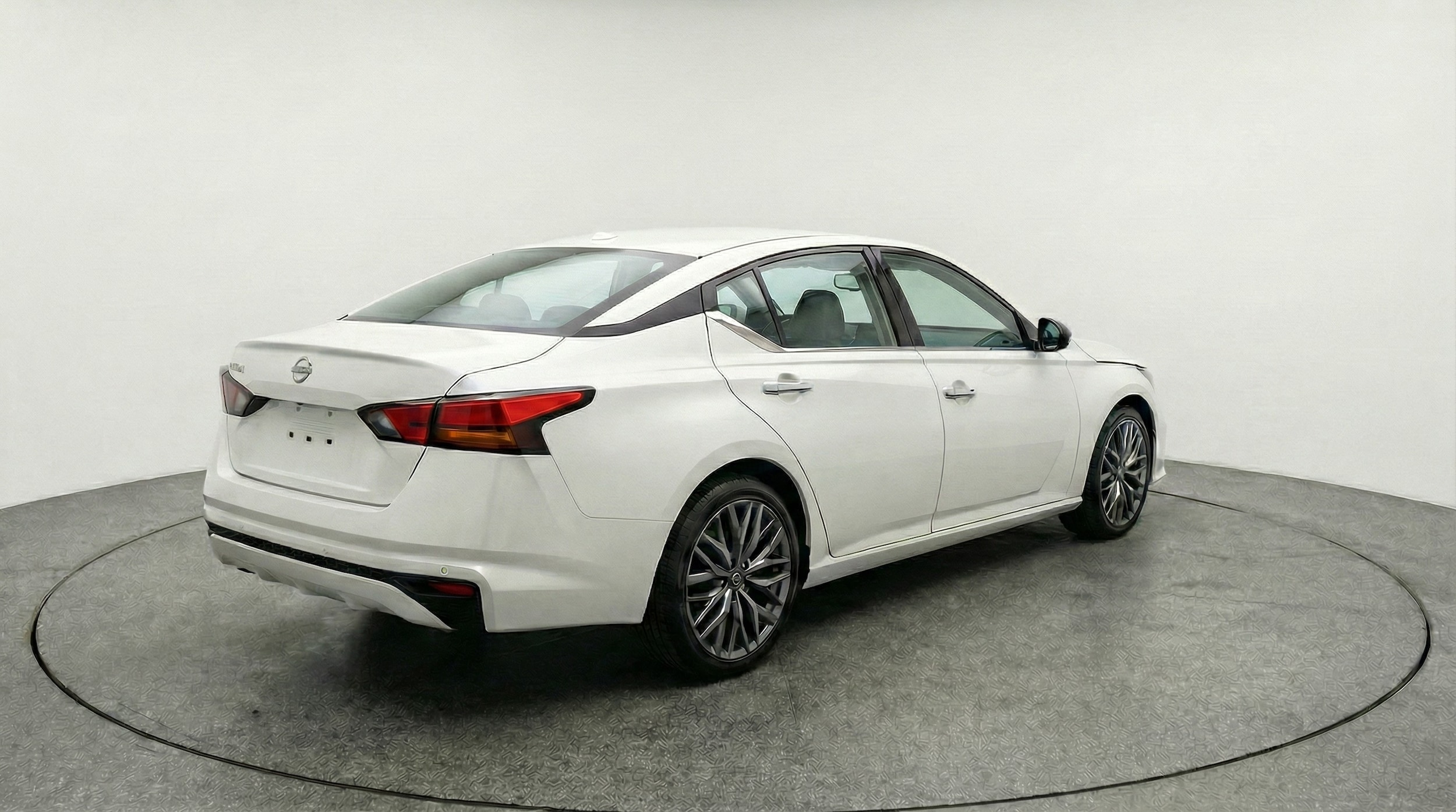 Thumbnail: 2025 Nissan Altima - 7