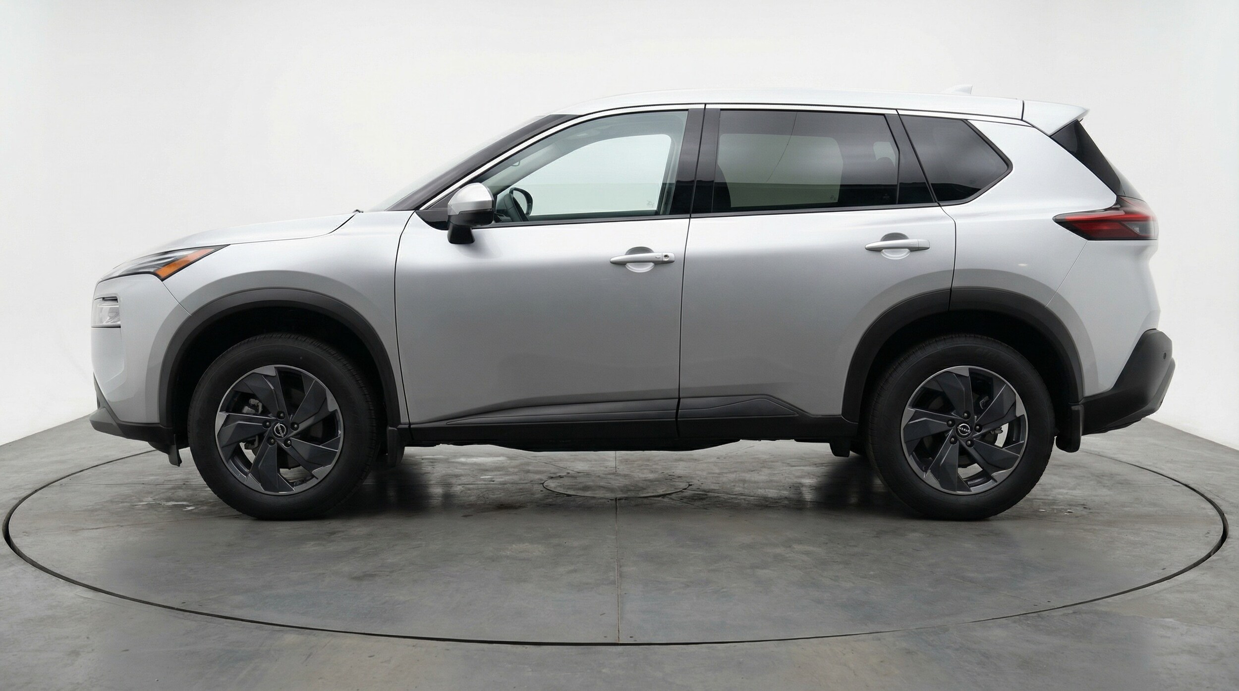 Thumbnail: 2025 Nissan Rogue - 4