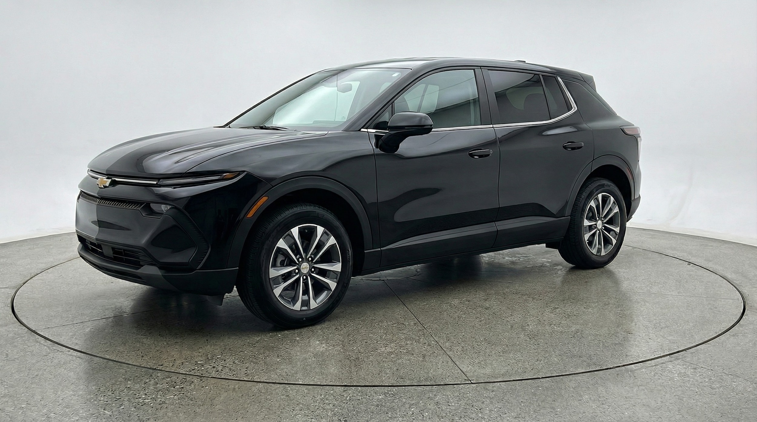 Thumbnail: 2025 Chevrolet Equinox - 3