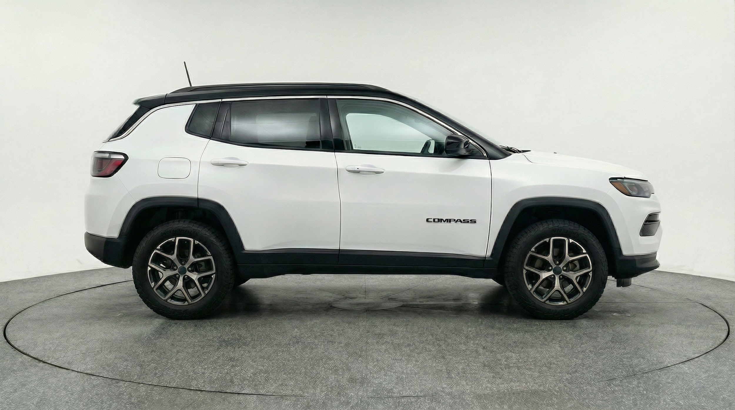 Thumbnail: 2025 Jeep Compass - 8
