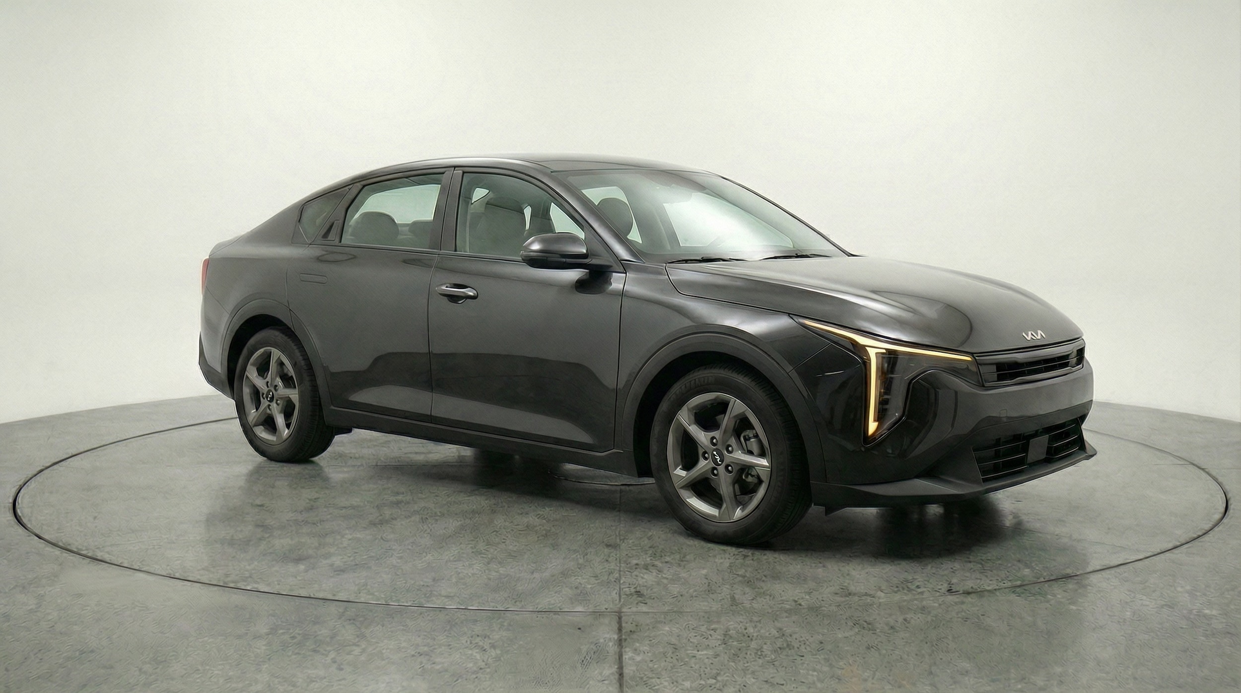 Thumbnail: 2025 Kia K4 - 1