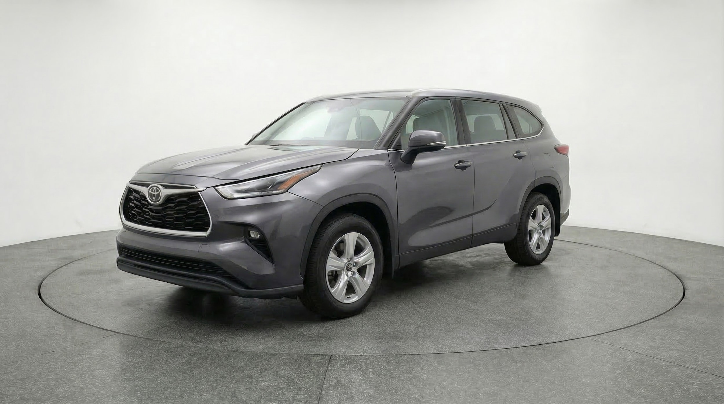 Thumbnail: 2025 Toyota Highlander - 3