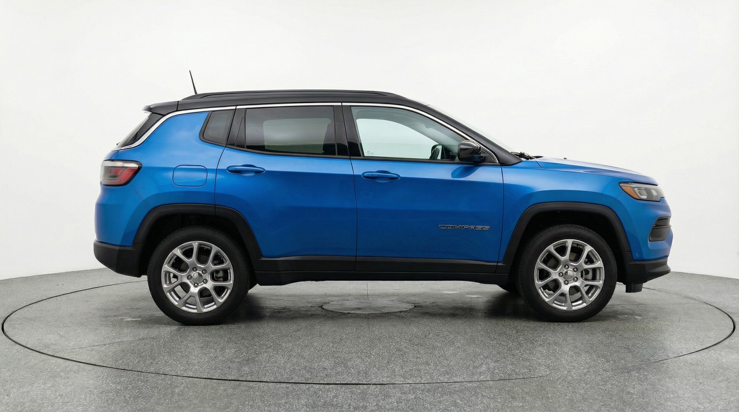Thumbnail: 2025 Jeep Compass - 8