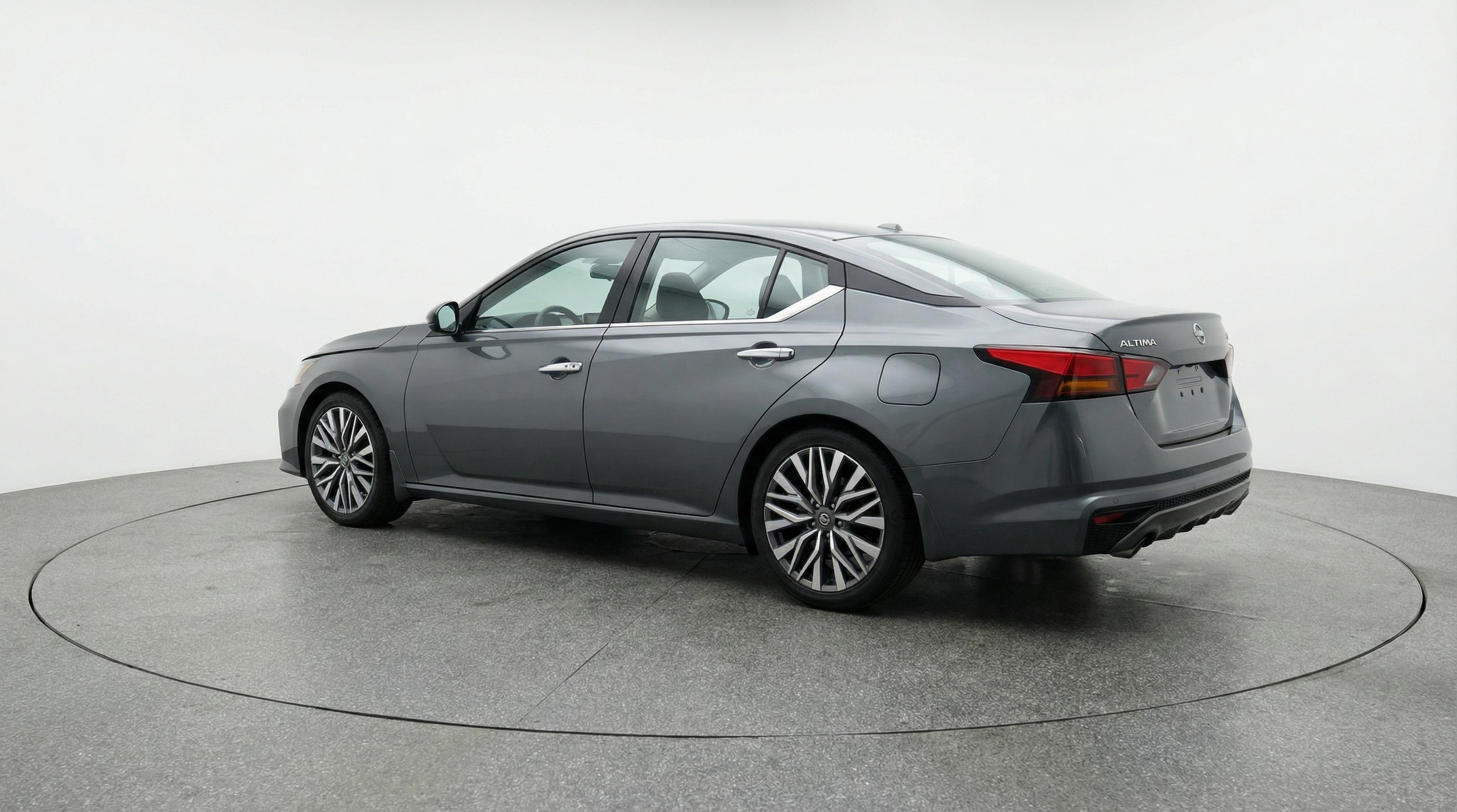 Thumbnail: 2025 Nissan Altima - 5