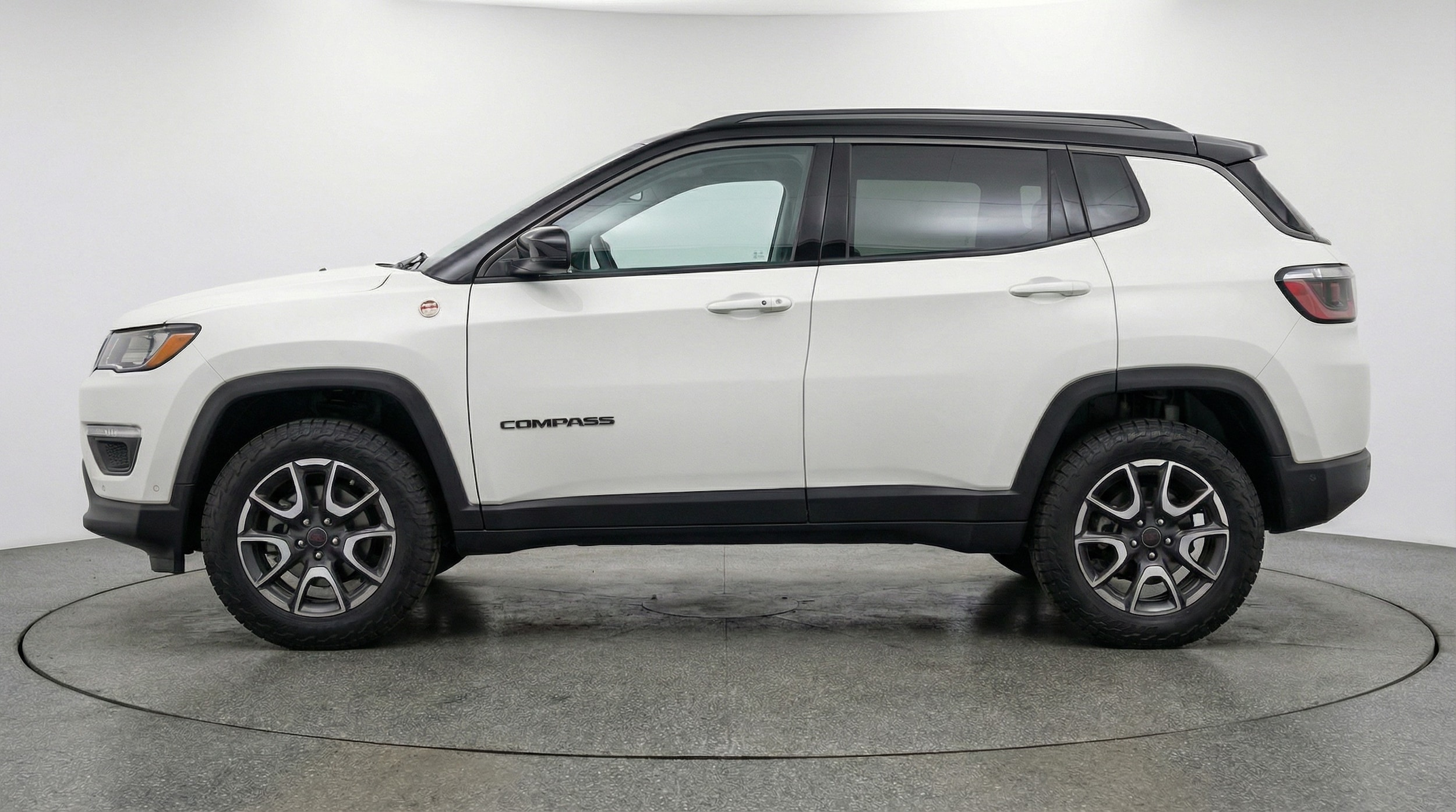 Thumbnail: 2025 Jeep Compass - 8