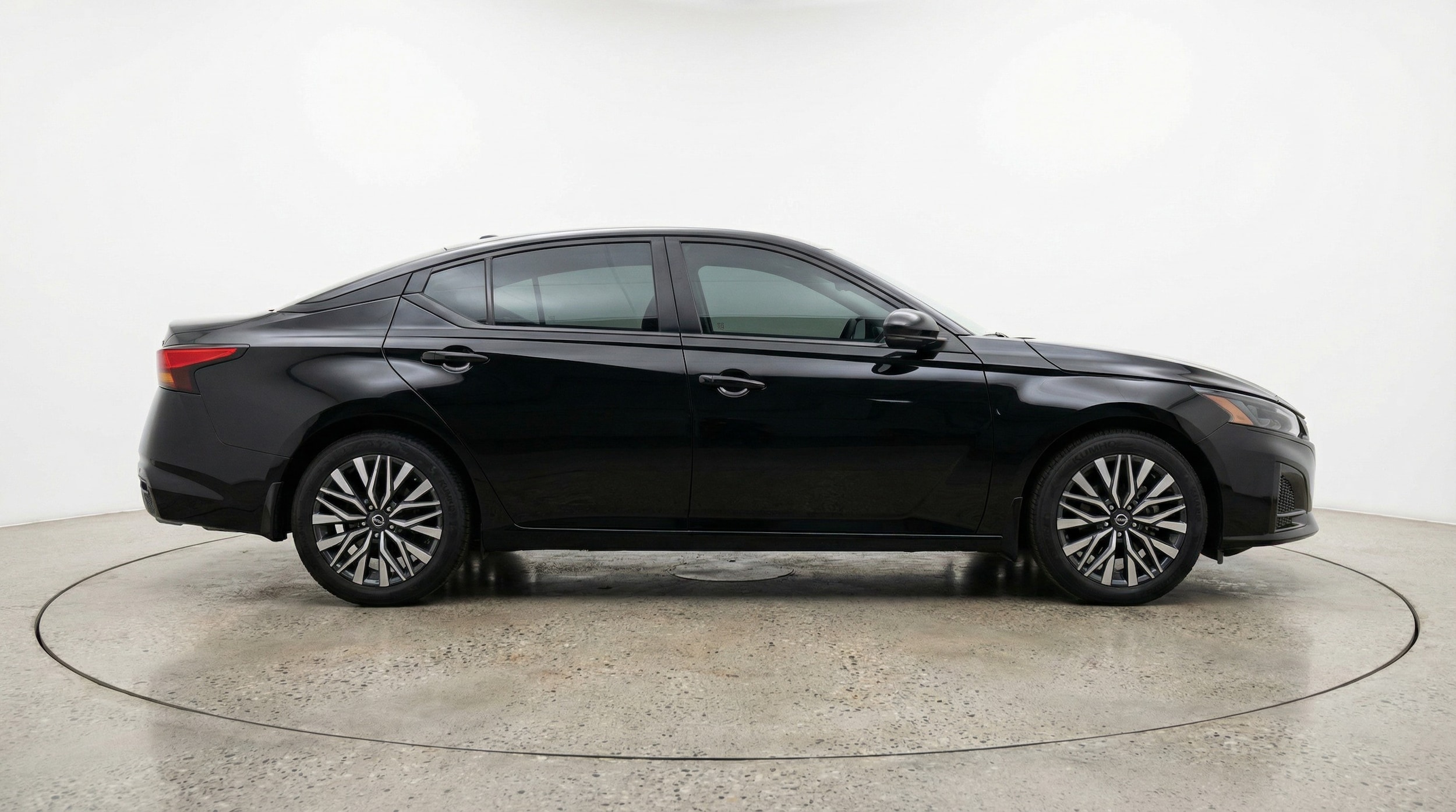 Thumbnail: 2025 Nissan Altima - 8