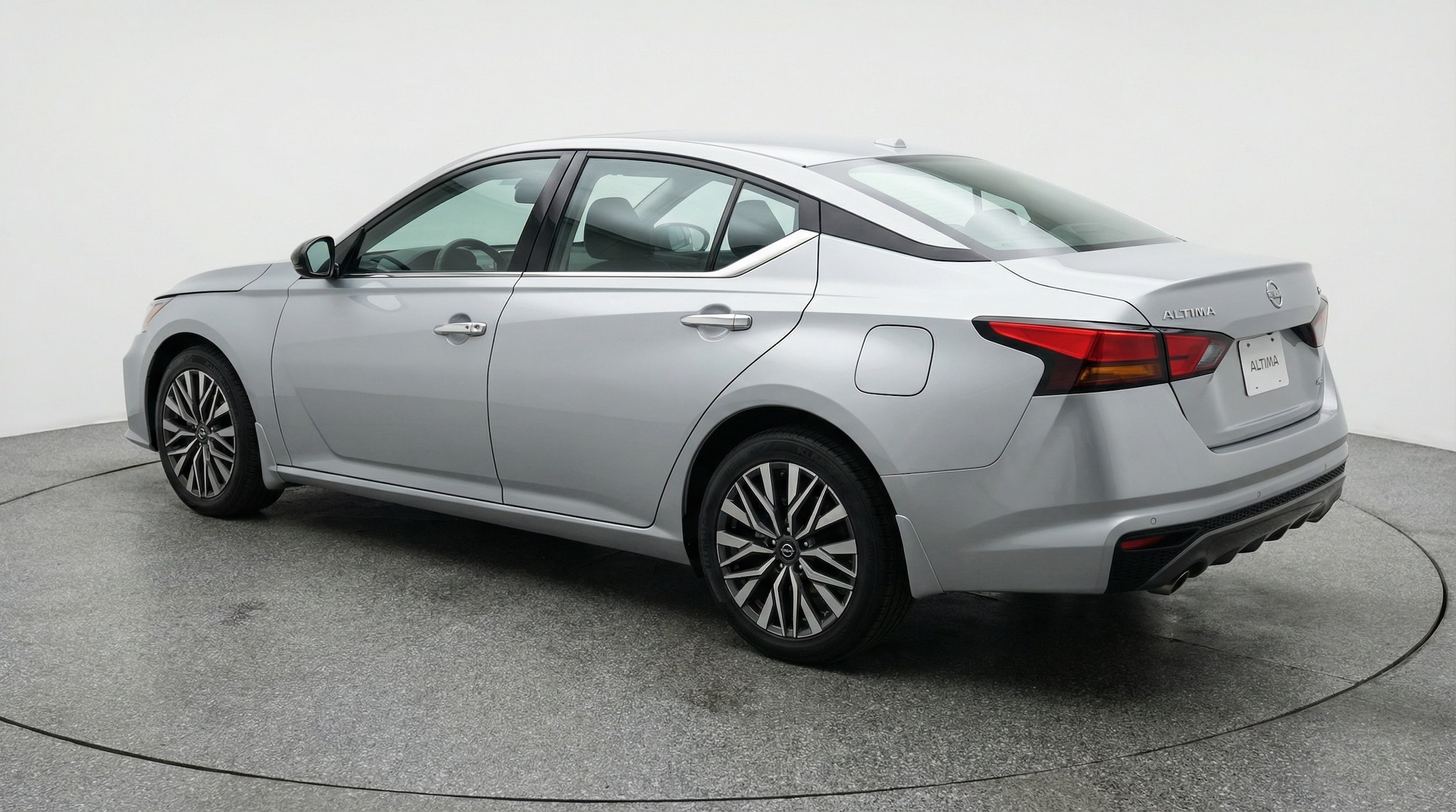 Thumbnail: 2025 Nissan Altima - 5