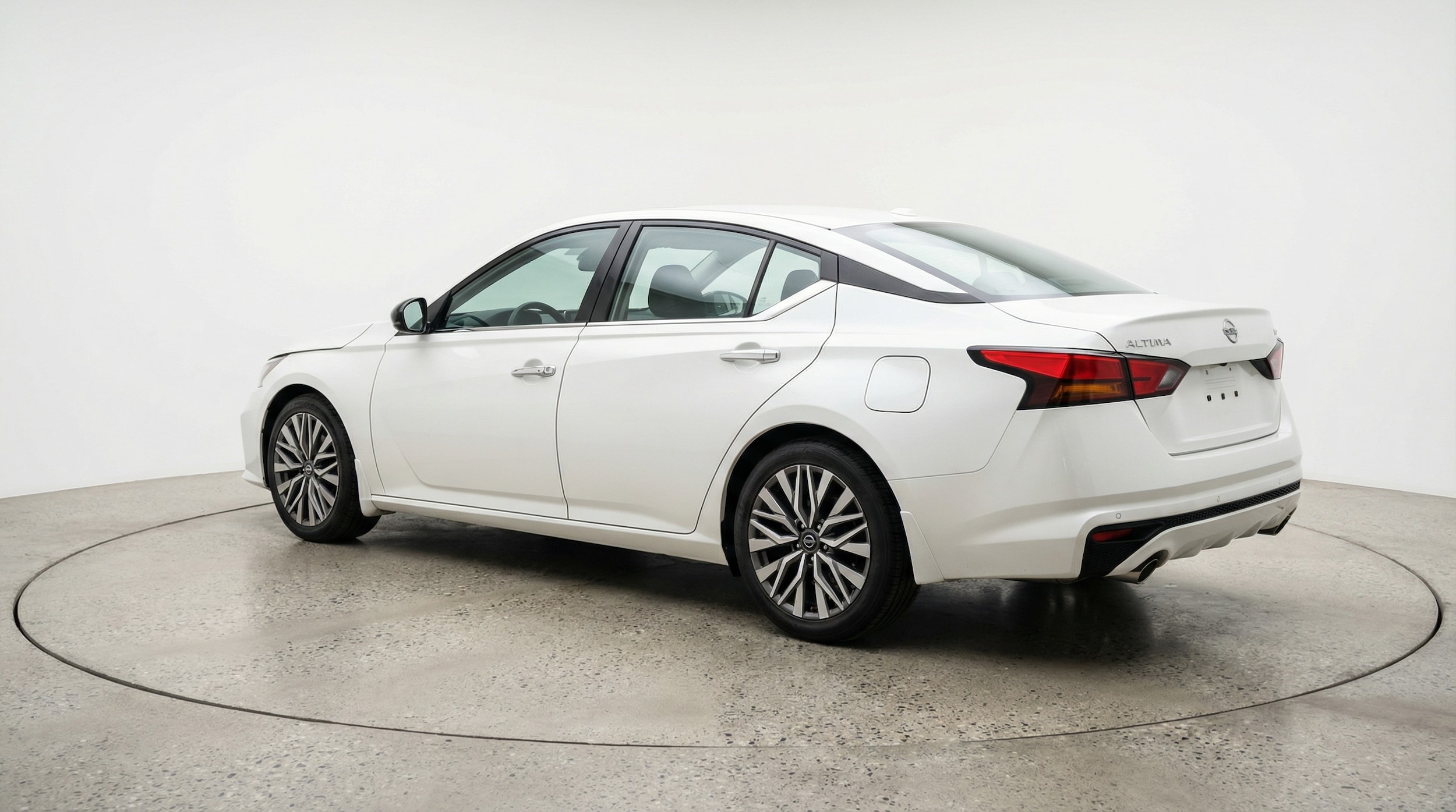 Thumbnail: 2025 Nissan Altima - 7