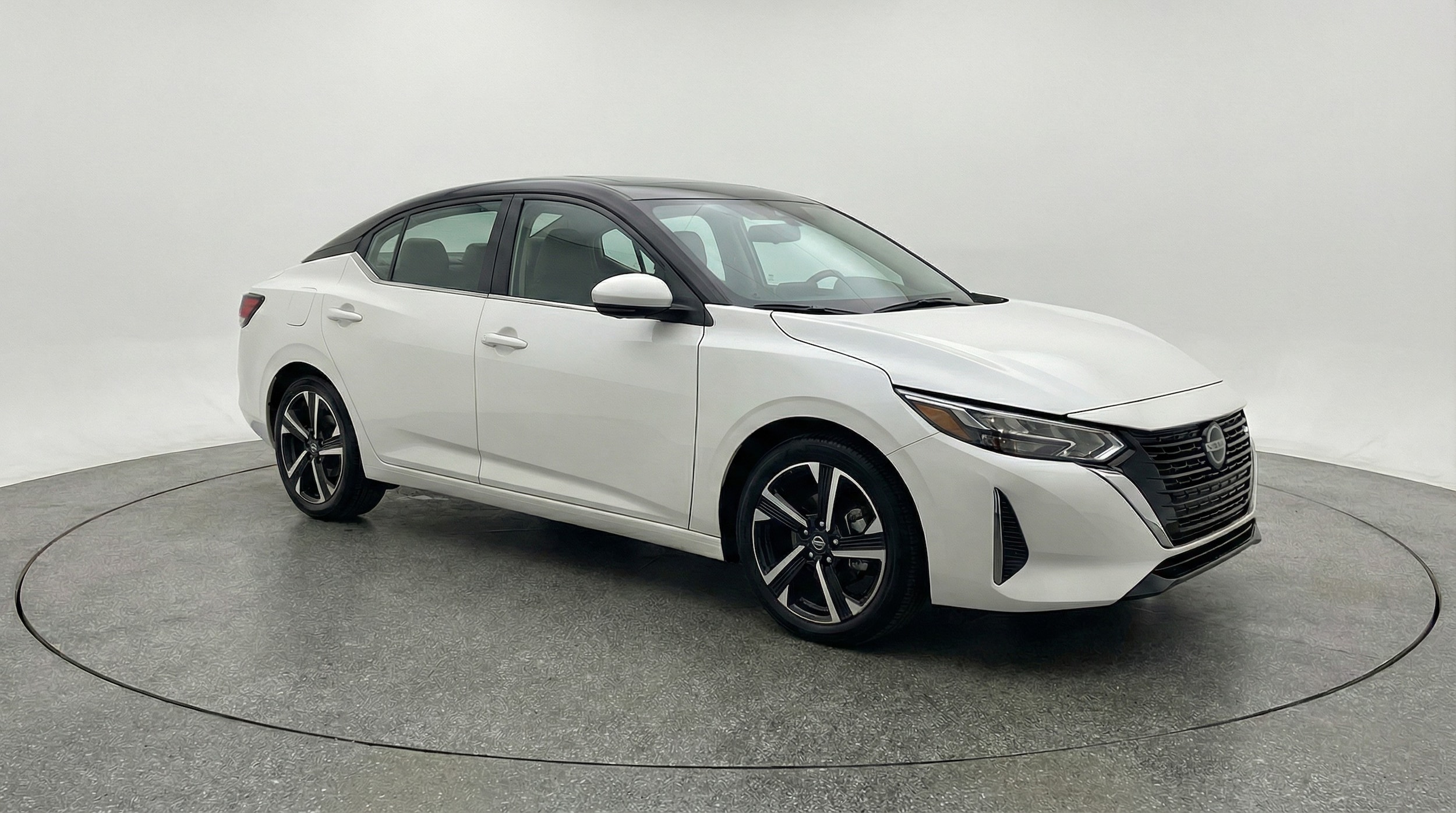 Thumbnail: 2025 Nissan Sentra - 1