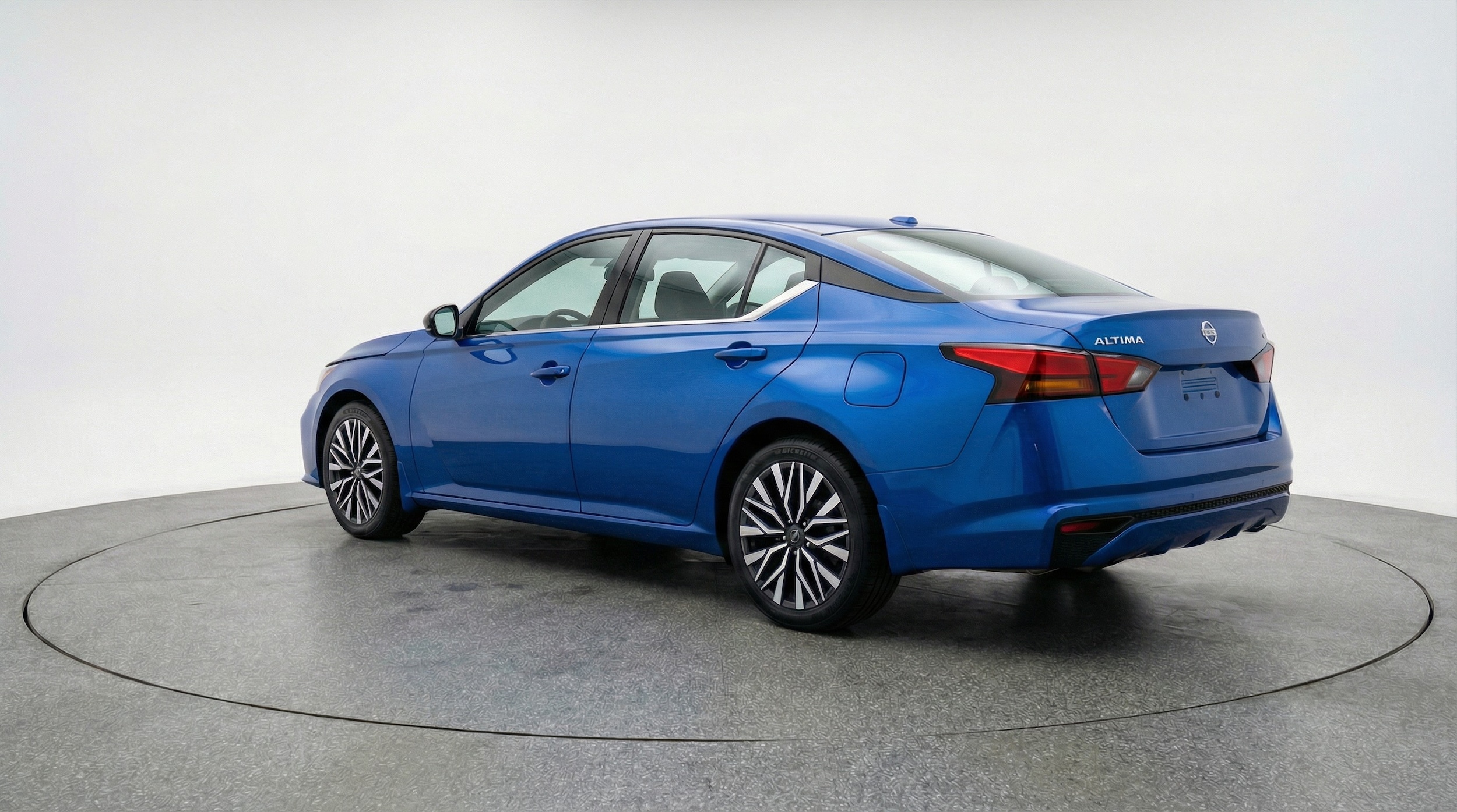 Thumbnail: 2025 Nissan Altima - 5