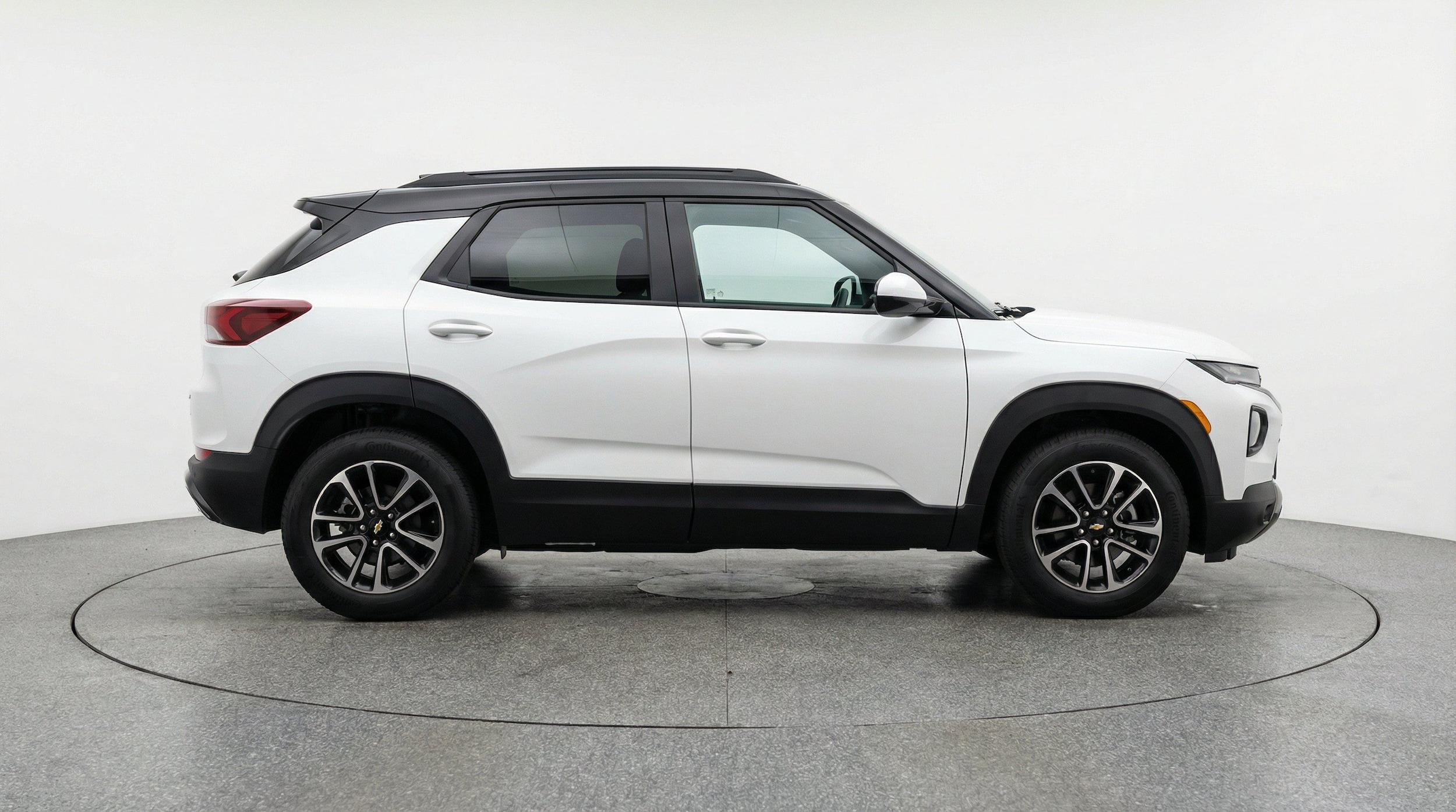 Thumbnail: 2025 Chevrolet TrailBlazer - 11