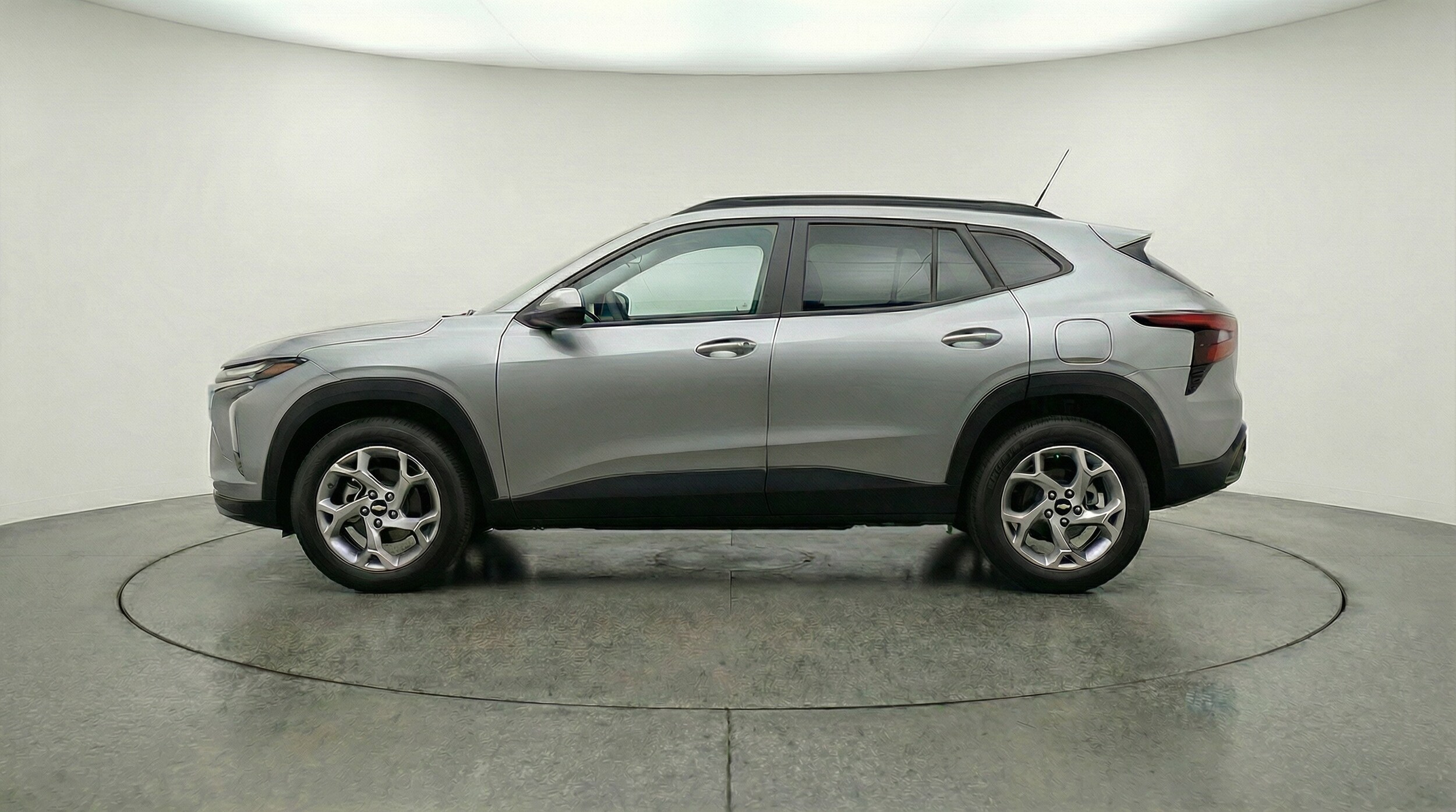 Thumbnail: 2025 Chevrolet Trax - 4