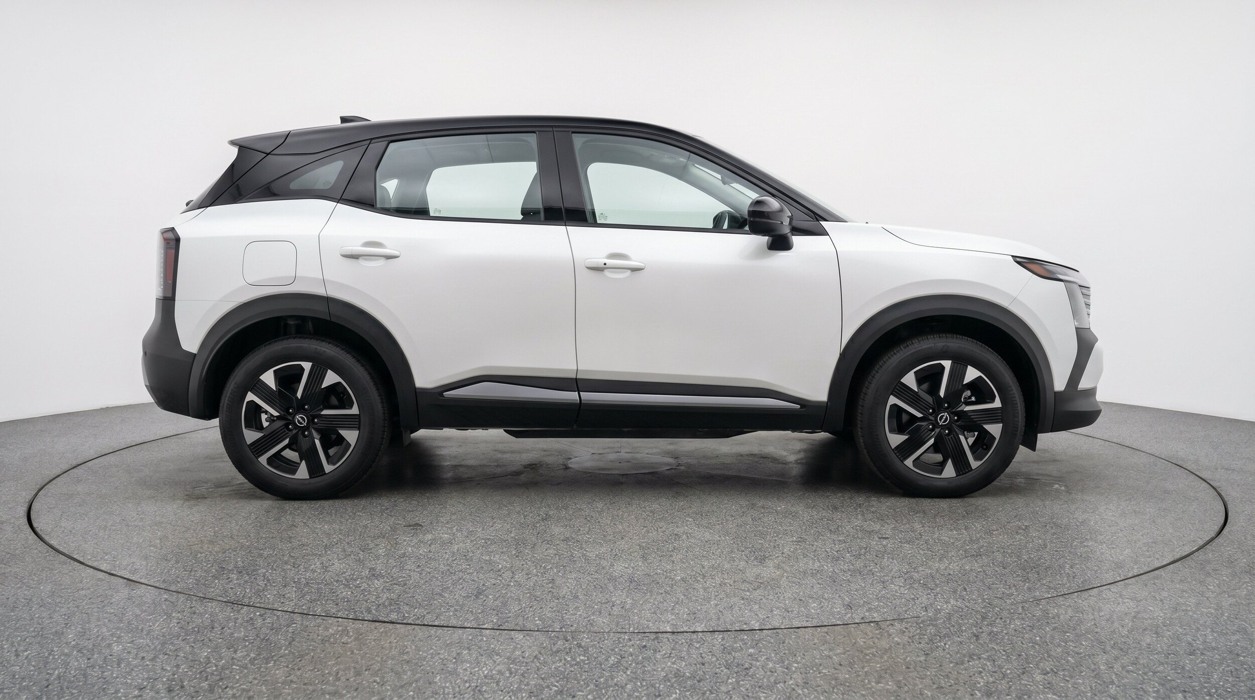 Thumbnail: 2026 Nissan Kicks - 11
