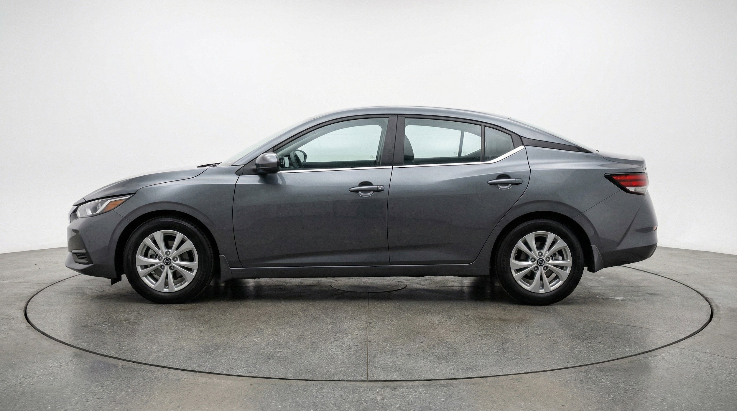 Thumbnail: 2025 Nissan Sentra - 5