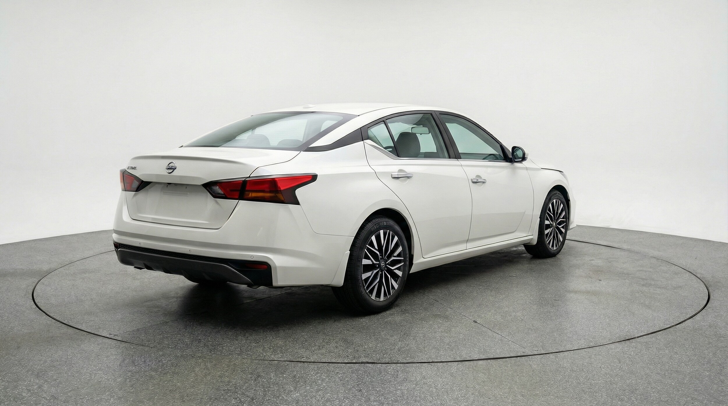 Thumbnail: 2025 Nissan Altima - 7