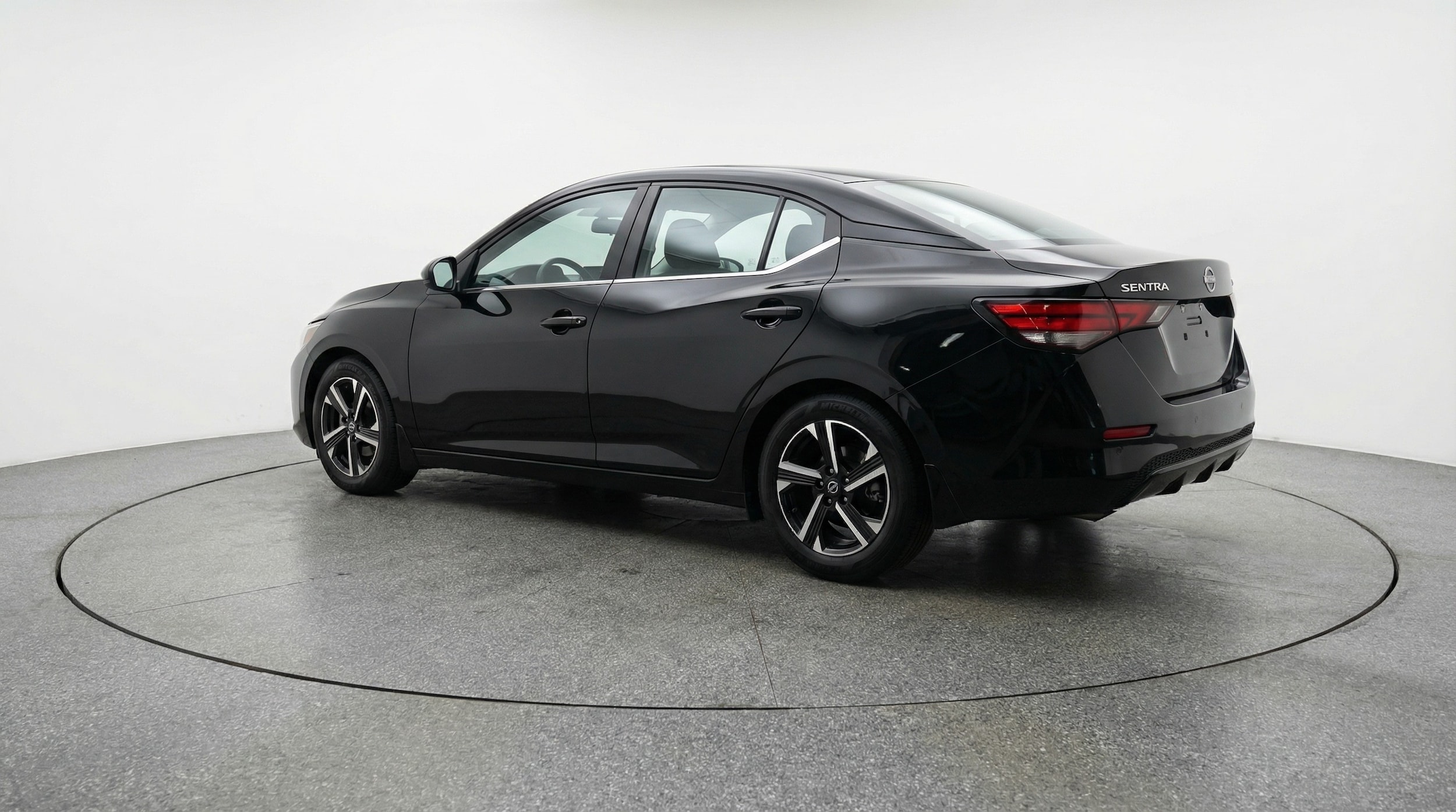 Thumbnail: 2025 Nissan Sentra - 5