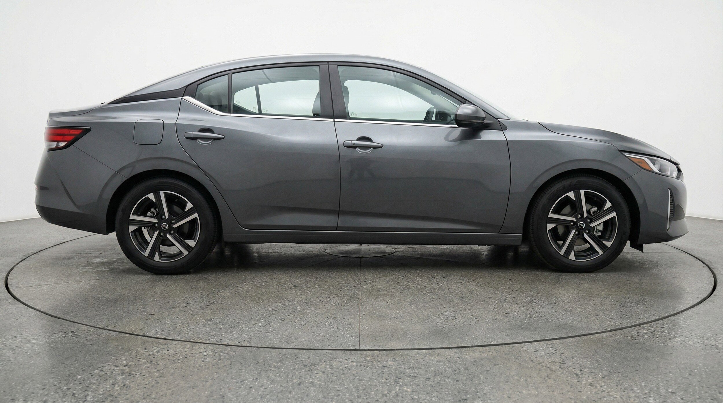 Thumbnail: 2025 Nissan Sentra - 11