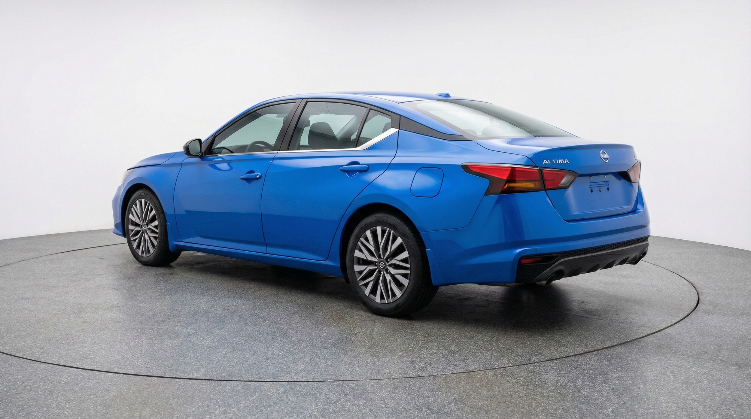 Thumbnail: 2025 Nissan Altima - 5