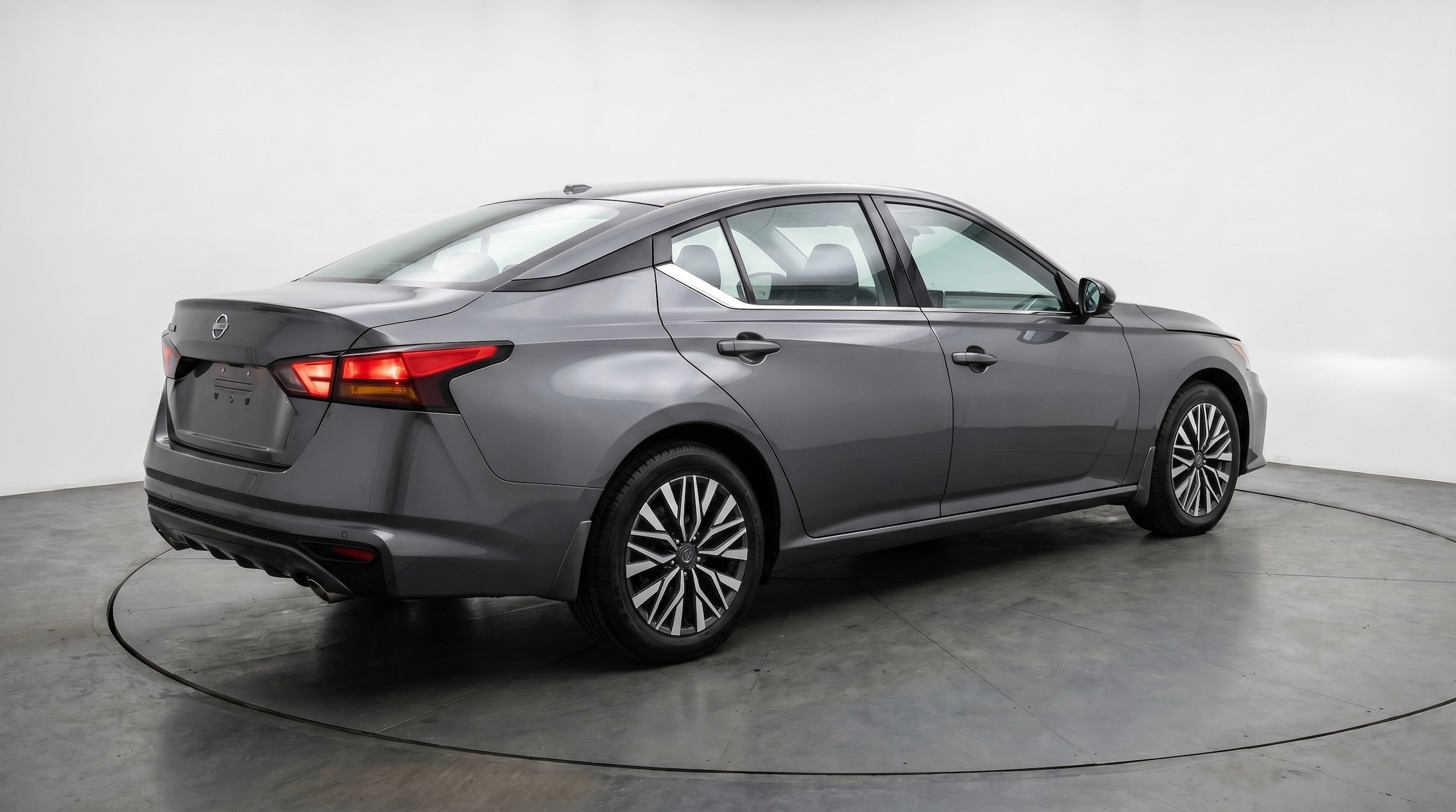Thumbnail: 2025 Nissan Altima - 9