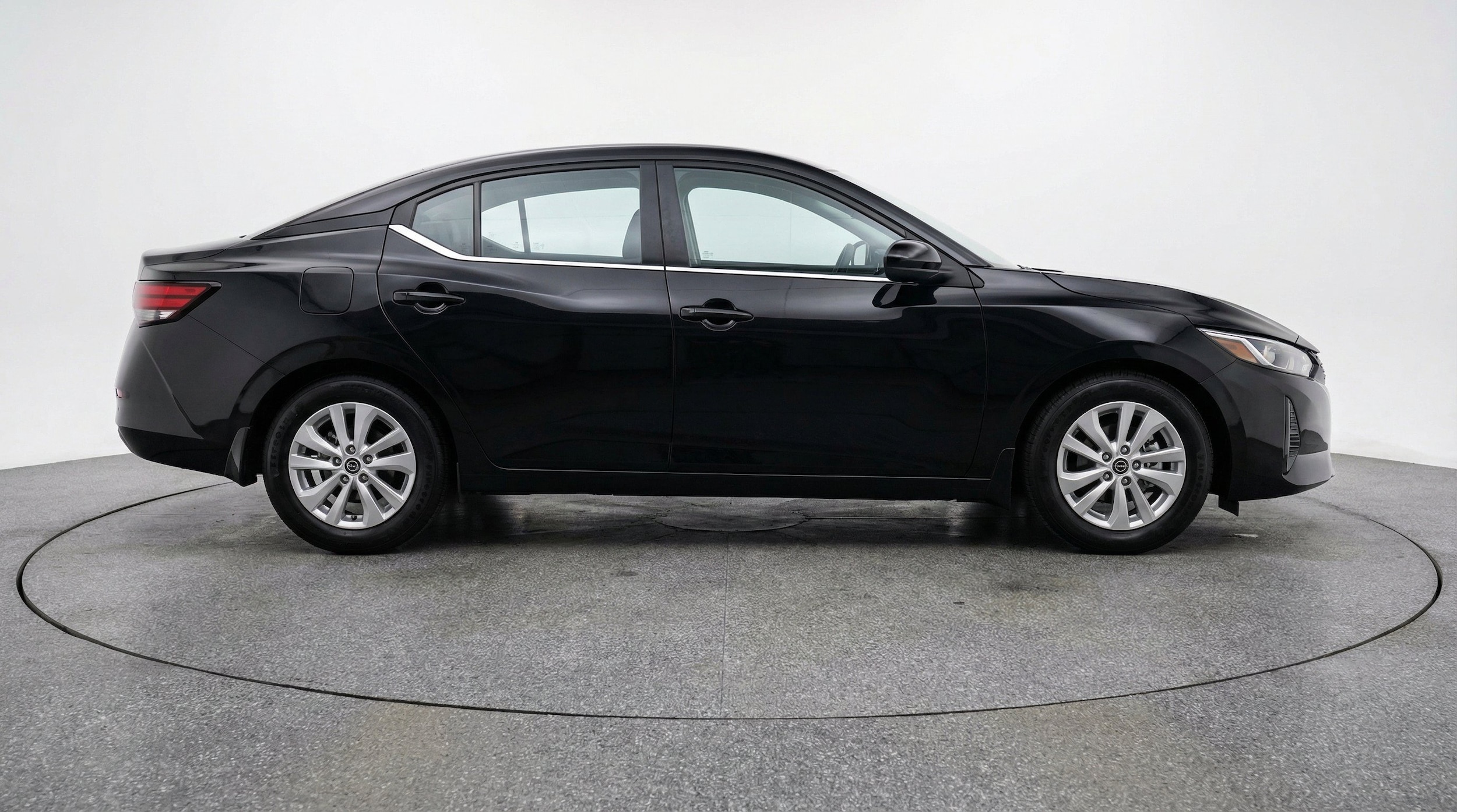 Thumbnail: 2025 Nissan Sentra - 11