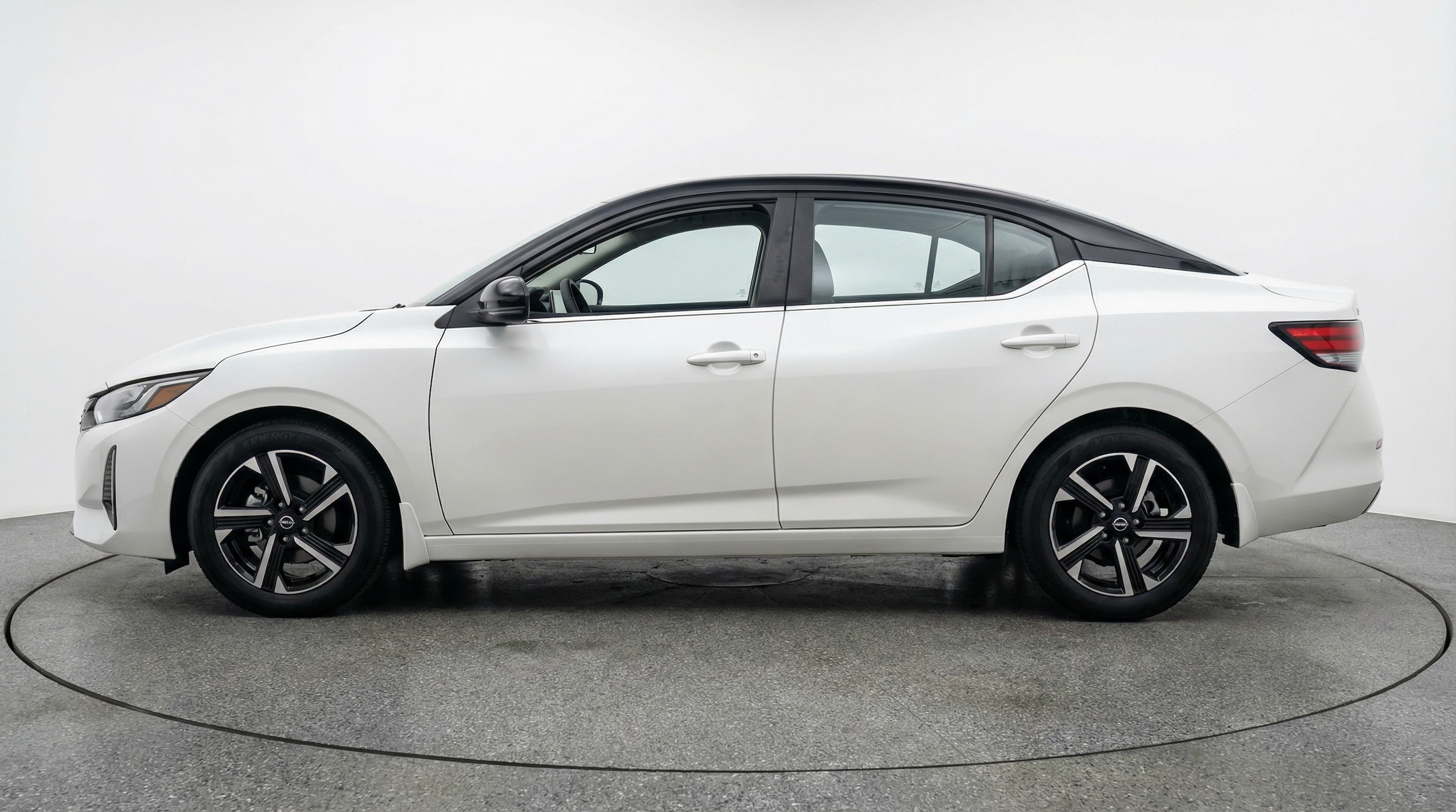 Thumbnail: 2025 Nissan Sentra - 4