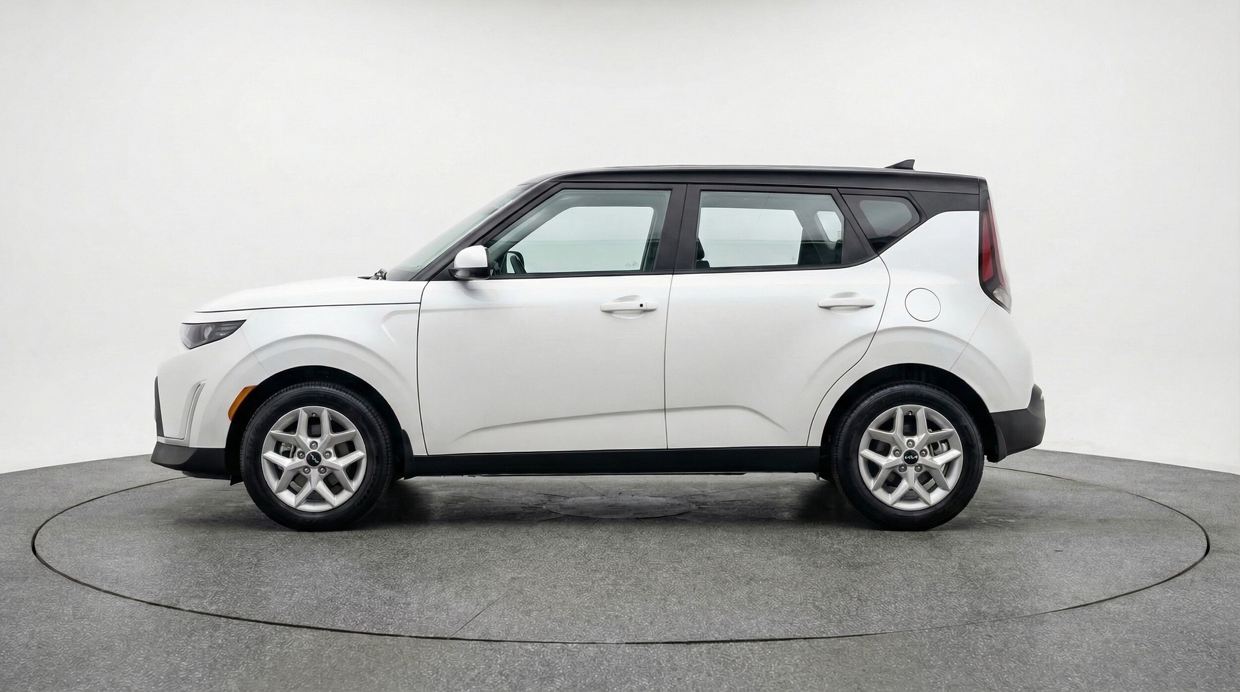 Thumbnail: 2025 Kia Soul - 4