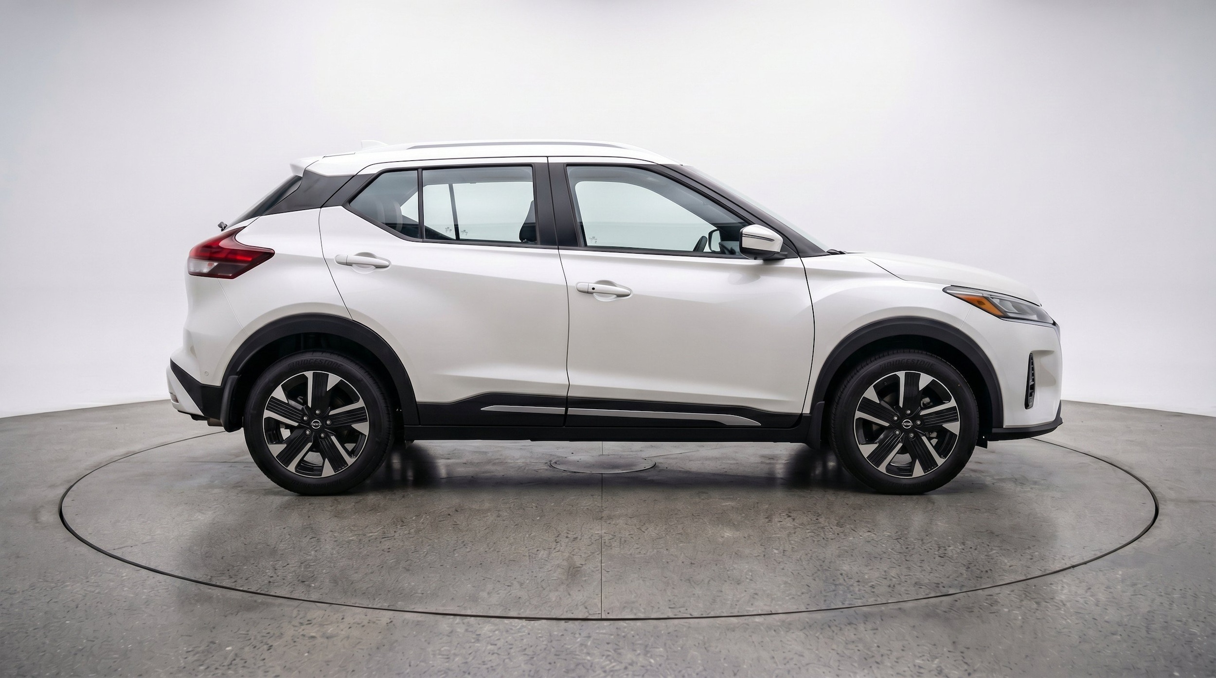 Thumbnail: 2026 Nissan Kicks - 11