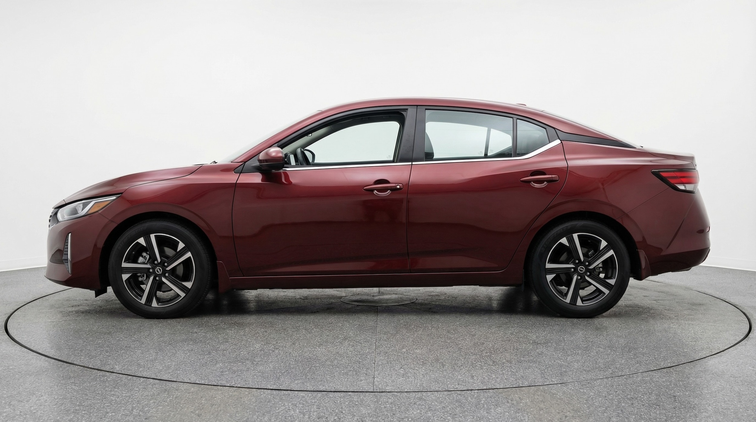 Thumbnail: 2025 Nissan Sentra - 4